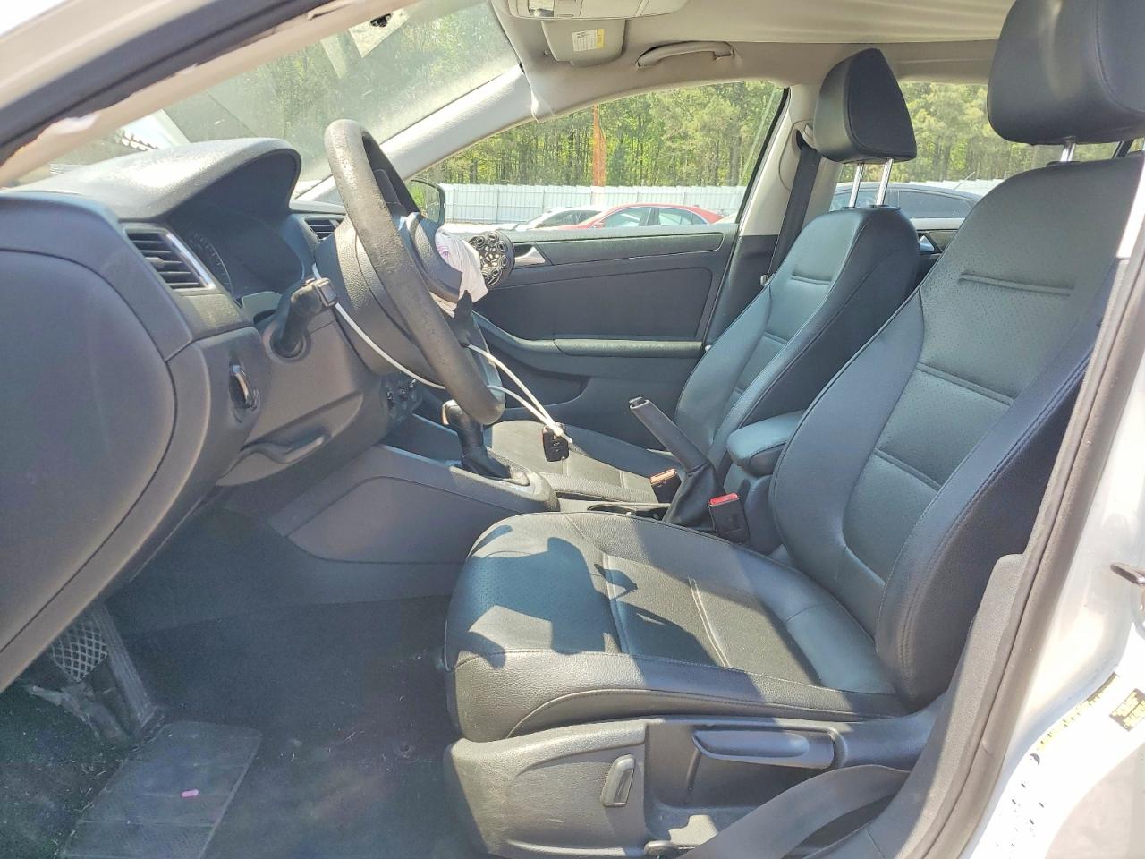 2014 Volkswagen Jetta Se Белый vin: 3VWD17AJ4EM294728