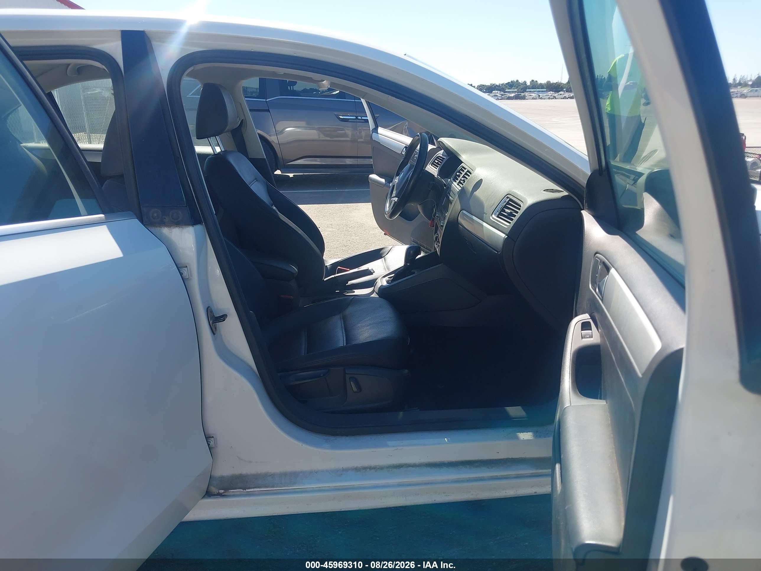 2014 Volkswagen Jetta 1.8t Se White vin: 3VWD17AJ4EM323354