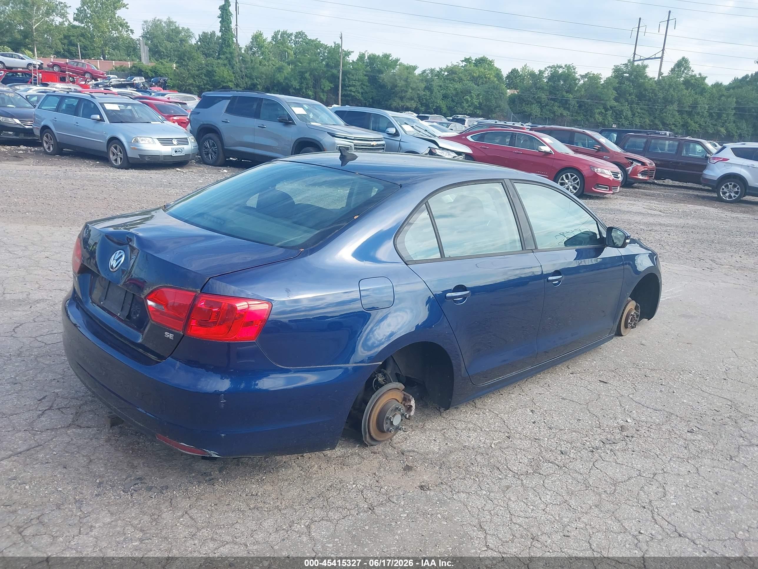 2014 Volkswagen Jetta 1.8t Se Blue vin: 3VWD17AJ4EM371601
