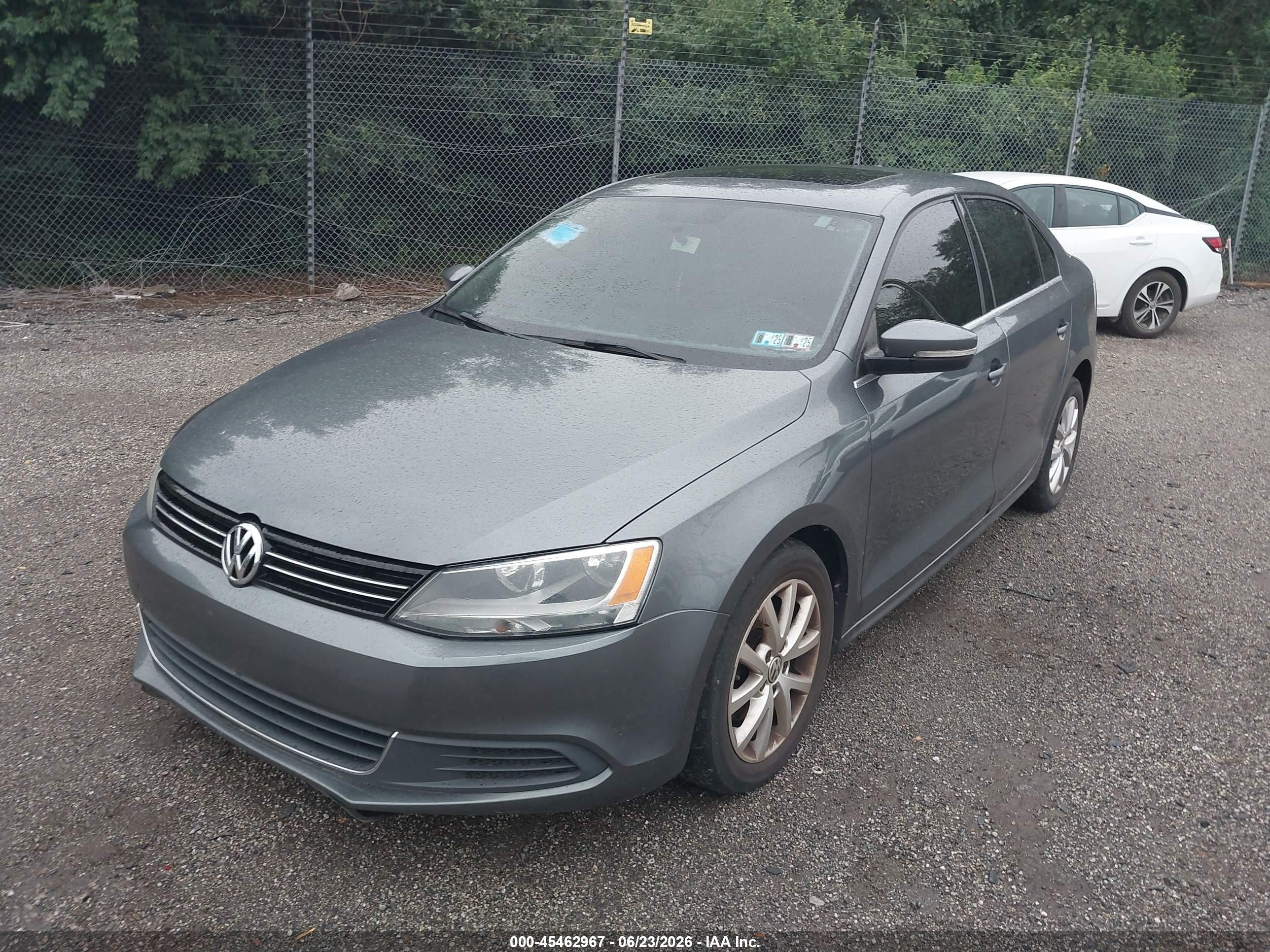 2014 Volkswagen Jetta 1.8t Se Gray vin: 3VWD17AJ4EM373414