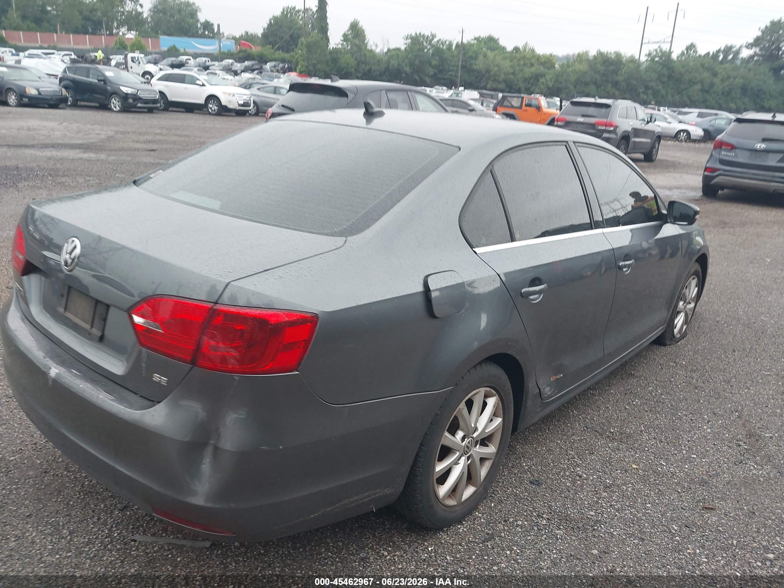 2014 Volkswagen Jetta 1.8t Se Gray vin: 3VWD17AJ4EM373414