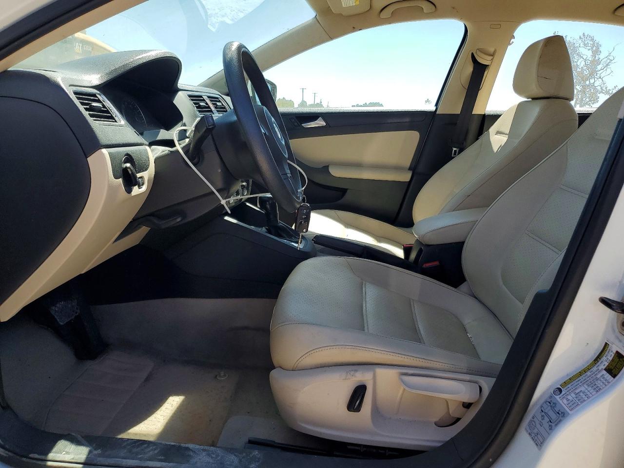 2014 Volkswagen Jetta Se White vin: 3VWD17AJ4EM420909