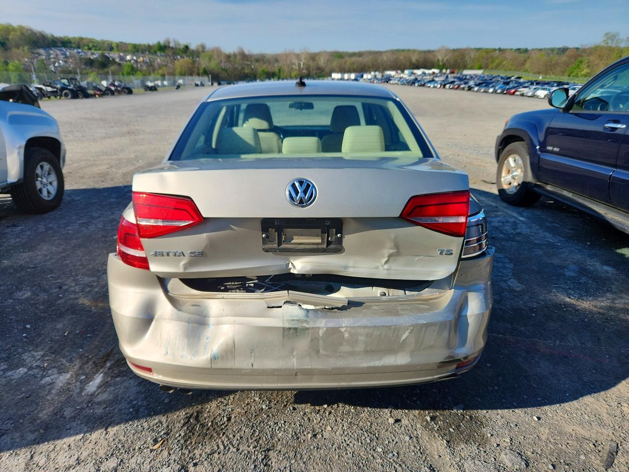 2015 Volkswagen Jetta Se Золотой vin: 3VWD17AJ4FM204270