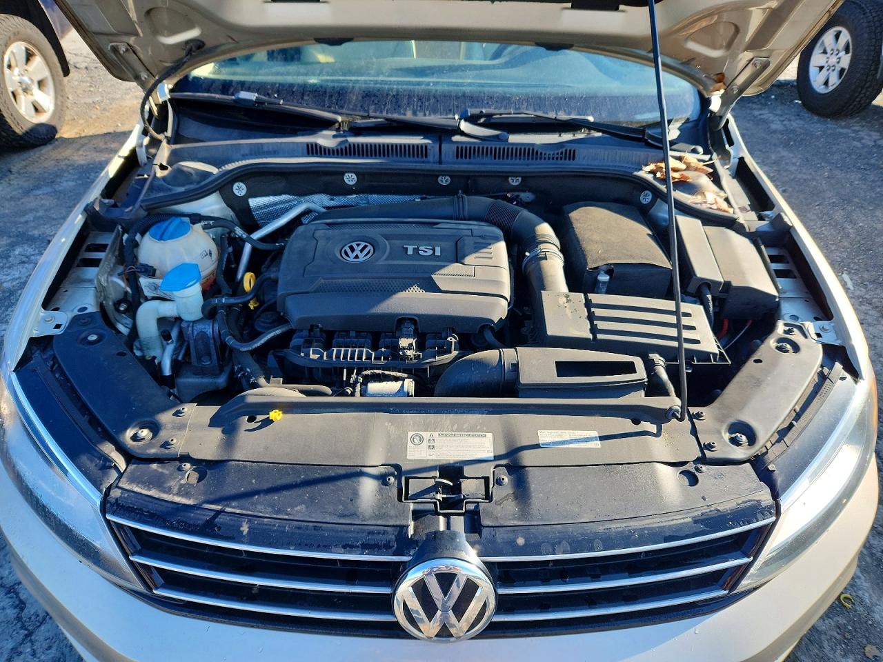 2015 Volkswagen Jetta Se Золотой vin: 3VWD17AJ4FM204270