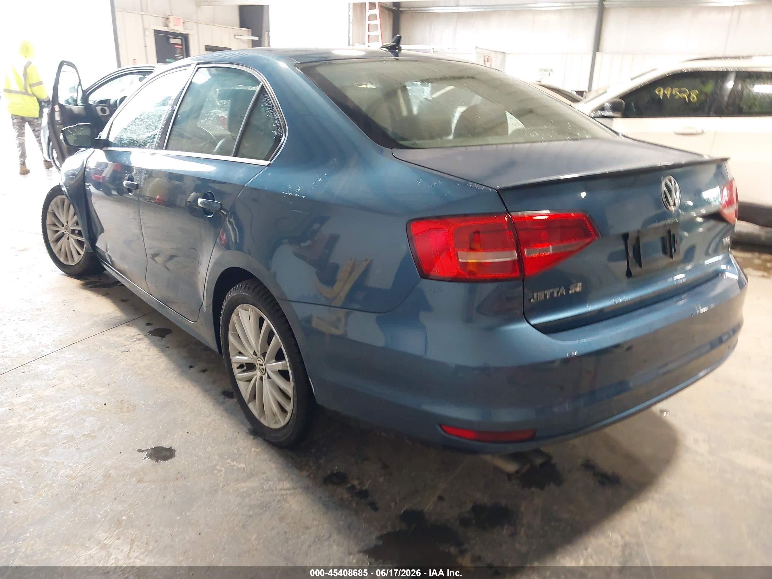 2015 Volkswagen Jetta 1.8t Se Blue vin: 3VWD17AJ4FM220968