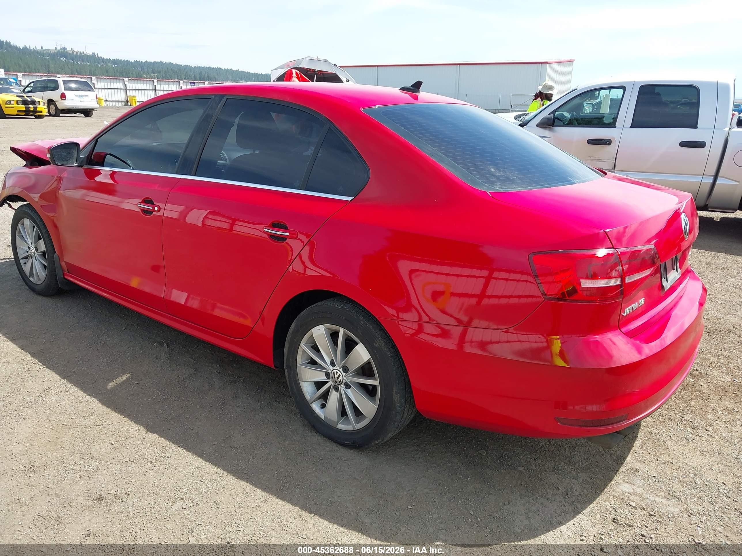2015 Volkswagen Jetta 1.8t Se Красный vin: 3VWD17AJ4FM254411