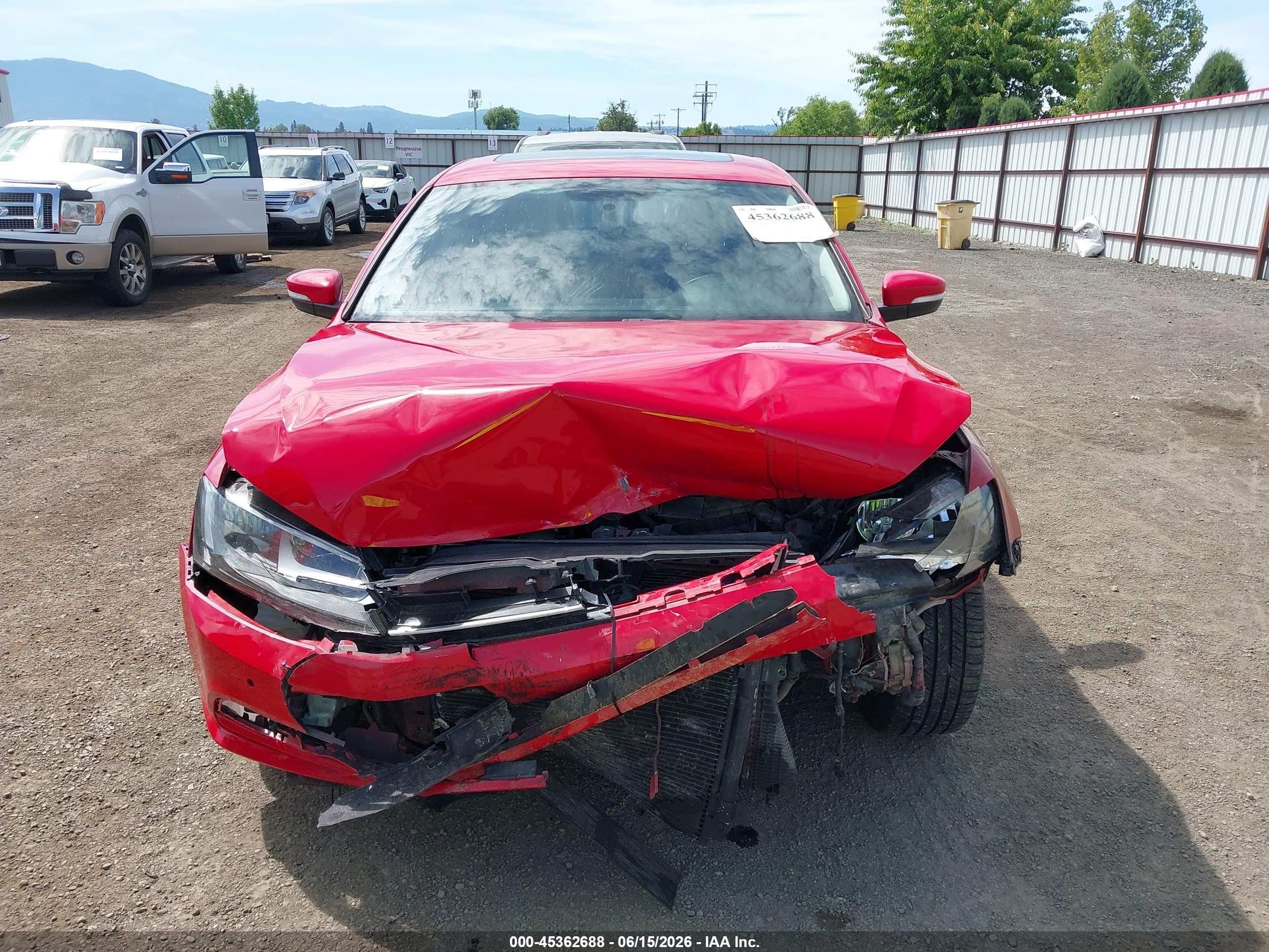 2015 Volkswagen Jetta 1.8t Se Красный vin: 3VWD17AJ4FM254411
