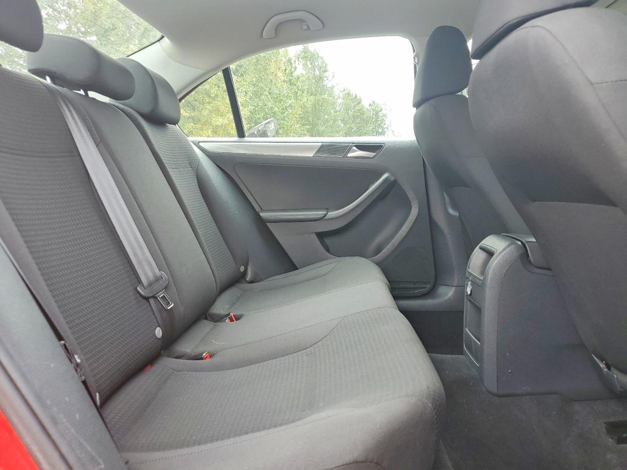 2015 Volkswagen Jetta Se Красный vin: 3VWD17AJ4FM262654