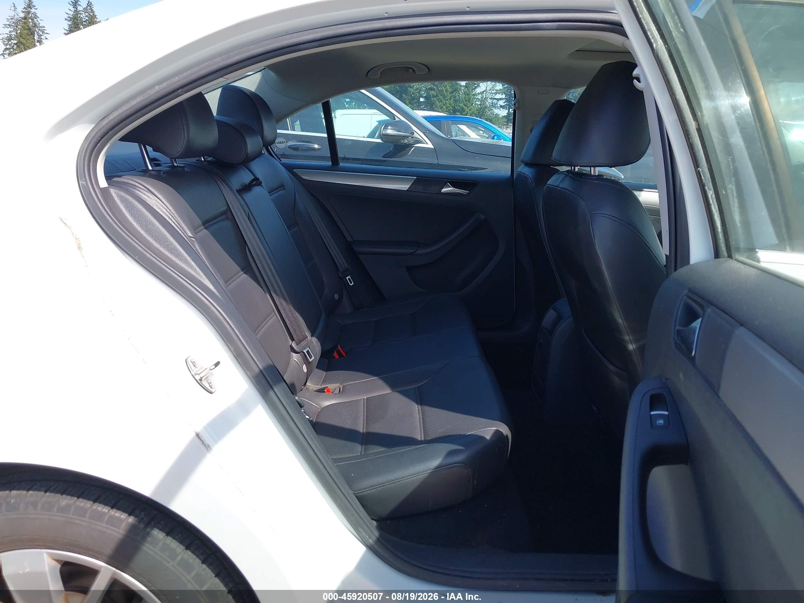 2015 Volkswagen Jetta 1.8t Se White vin: 3VWD17AJ4FM286047