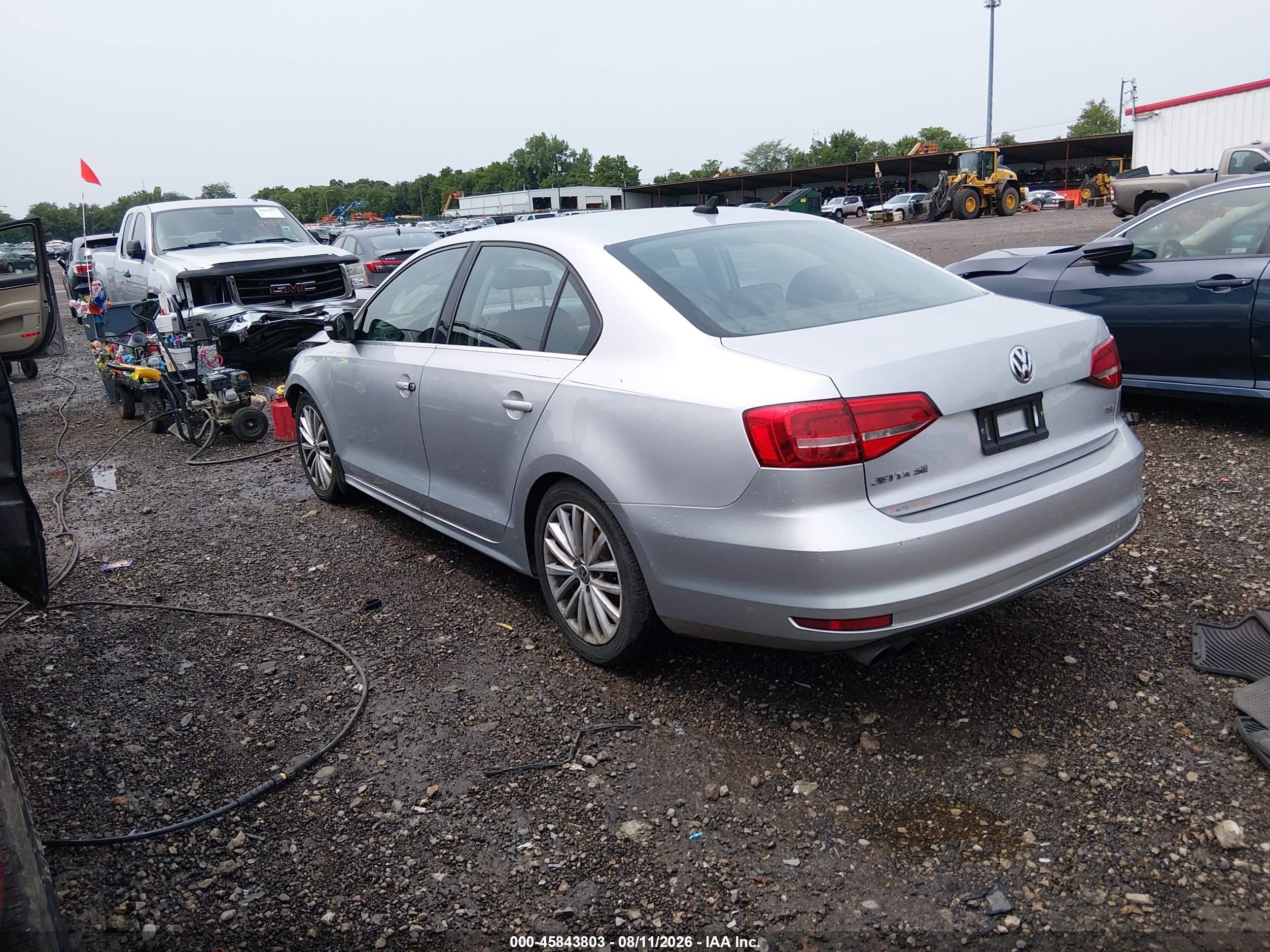 2015 Volkswagen Jetta 1.8t Se Silver vin: 3VWD17AJ4FM299073