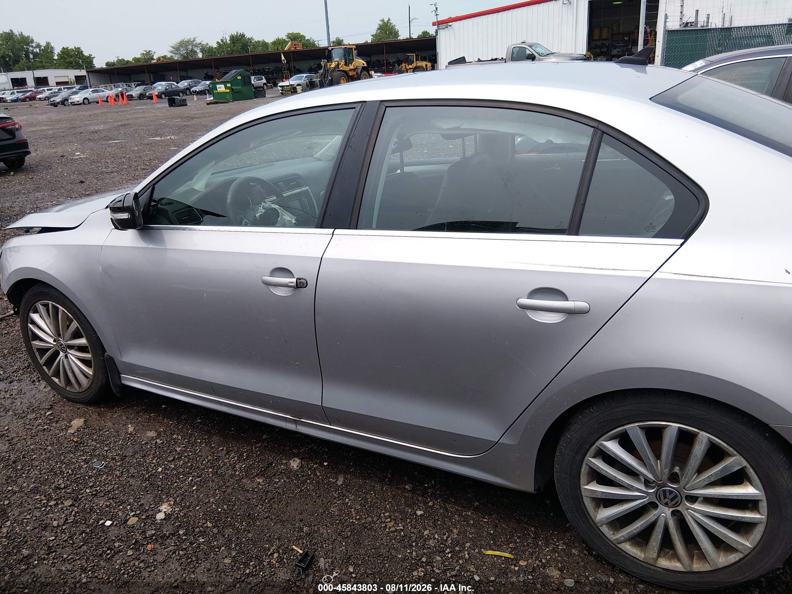 2015 Volkswagen Jetta 1.8t Se Silver vin: 3VWD17AJ4FM299073