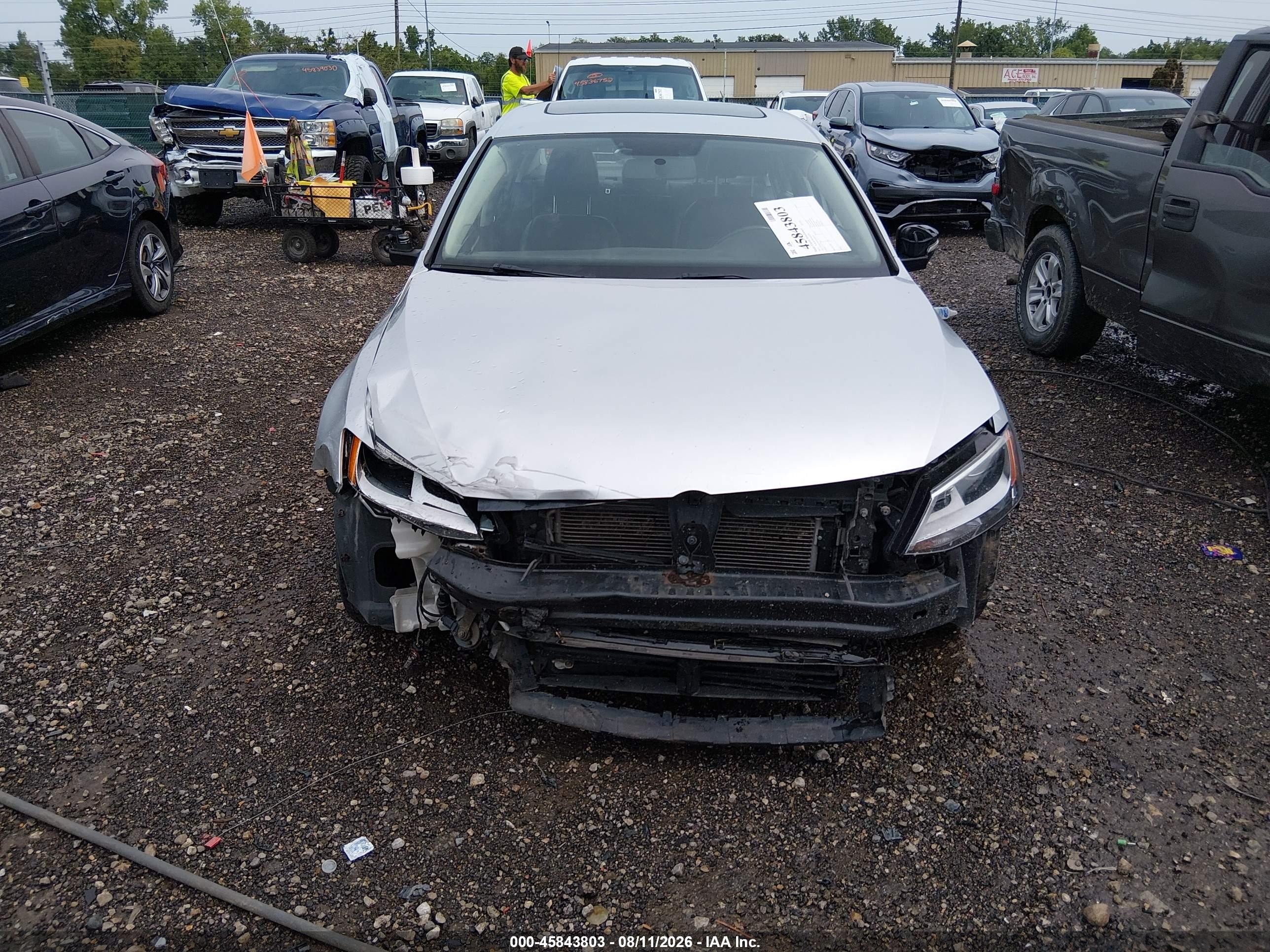 2015 Volkswagen Jetta 1.8t Se Silver vin: 3VWD17AJ4FM299073