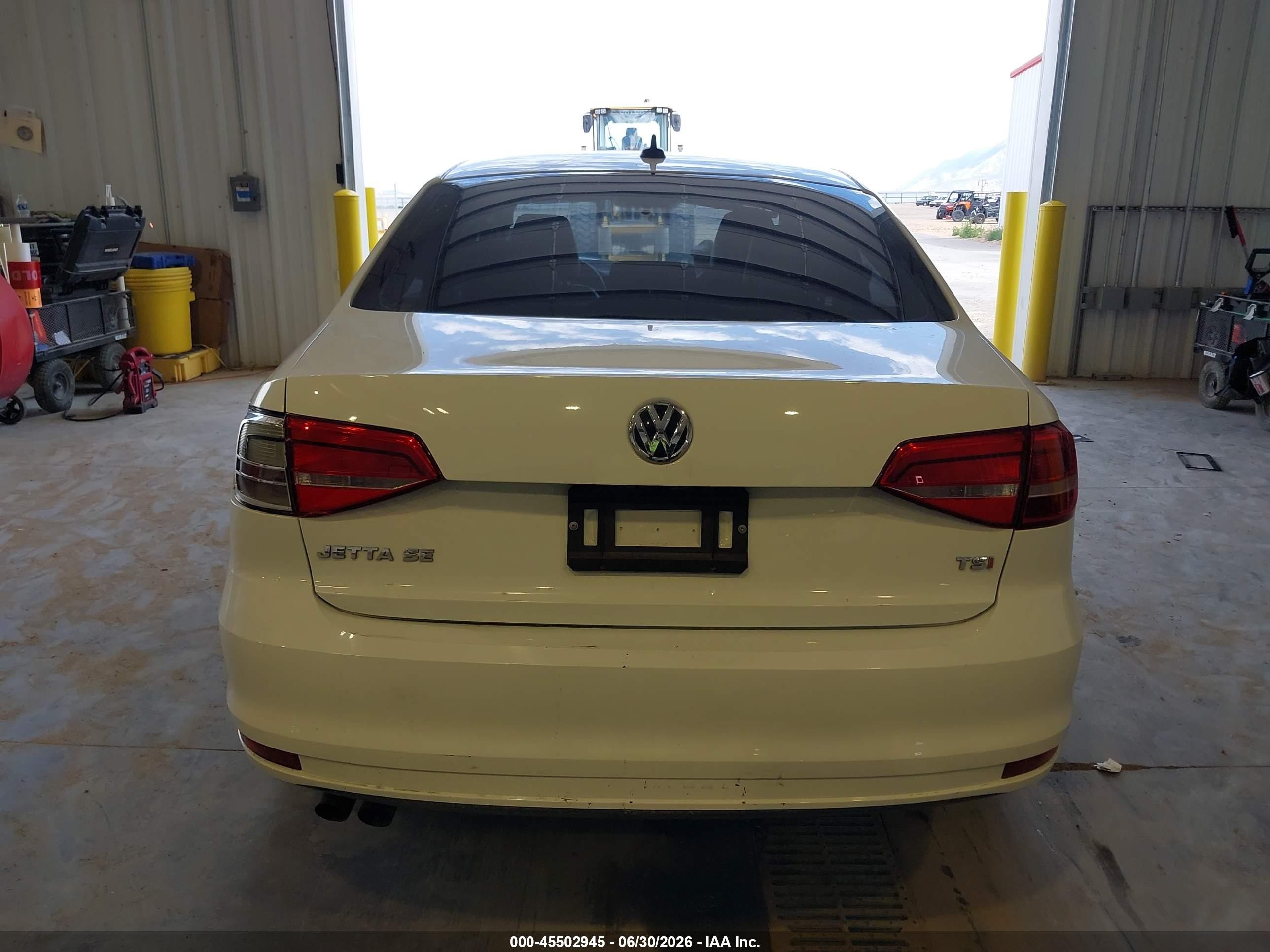 2015 Volkswagen Jetta 1.8t Se Белый vin: 3VWD17AJ4FM406218