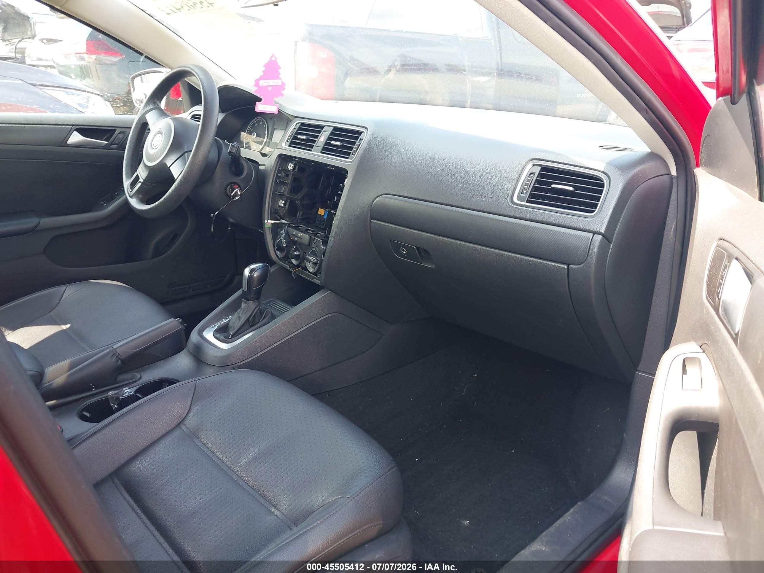 2014 Volkswagen Jetta 1.8t Se Red vin: 3VWD17AJ5EM247384