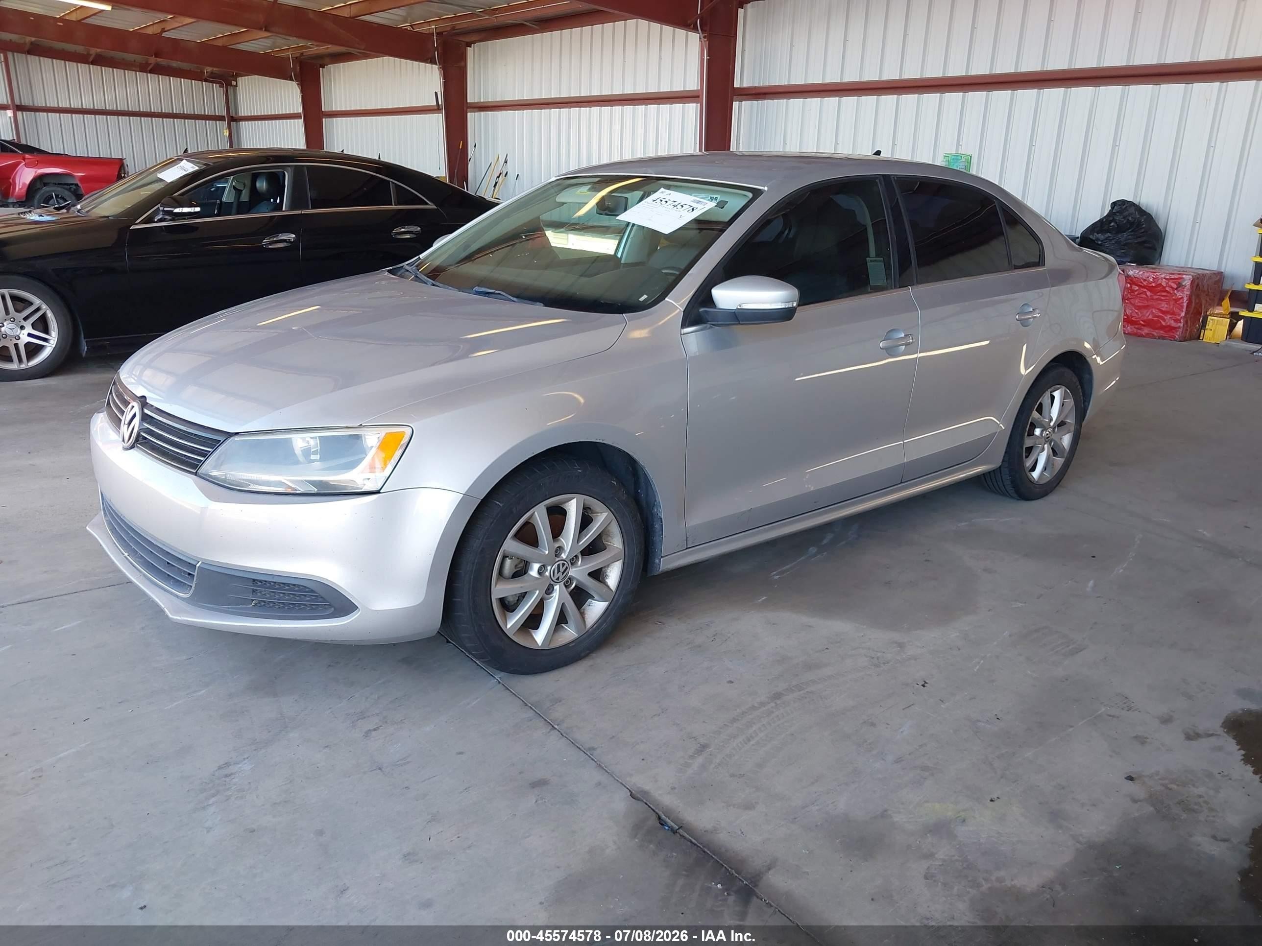 2014 Volkswagen Jetta 1.8t Se Silver vin: 3VWD17AJ5EM253203