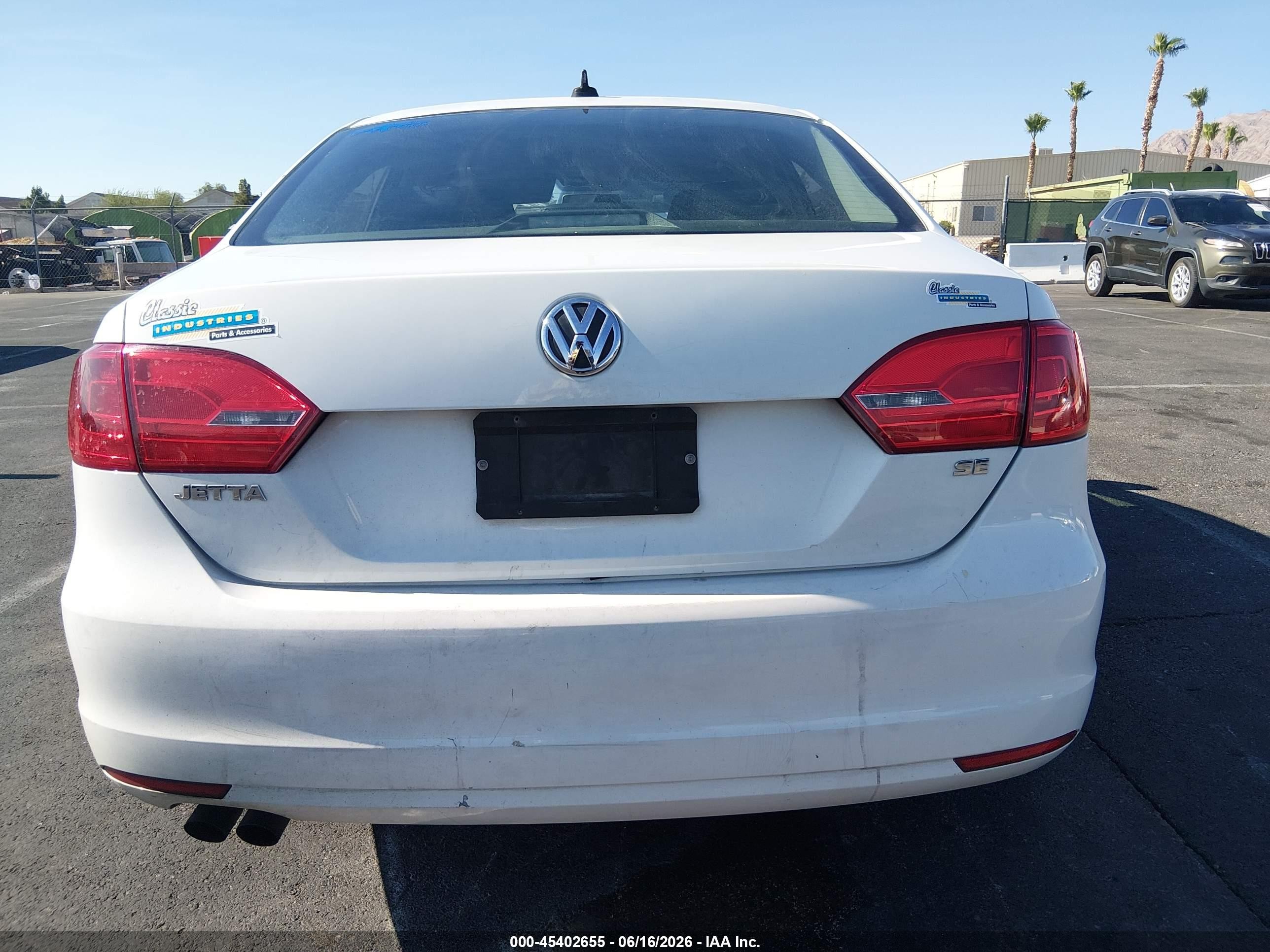 2014 Volkswagen Jetta 1.8t Se White vin: 3VWD17AJ5EM266114