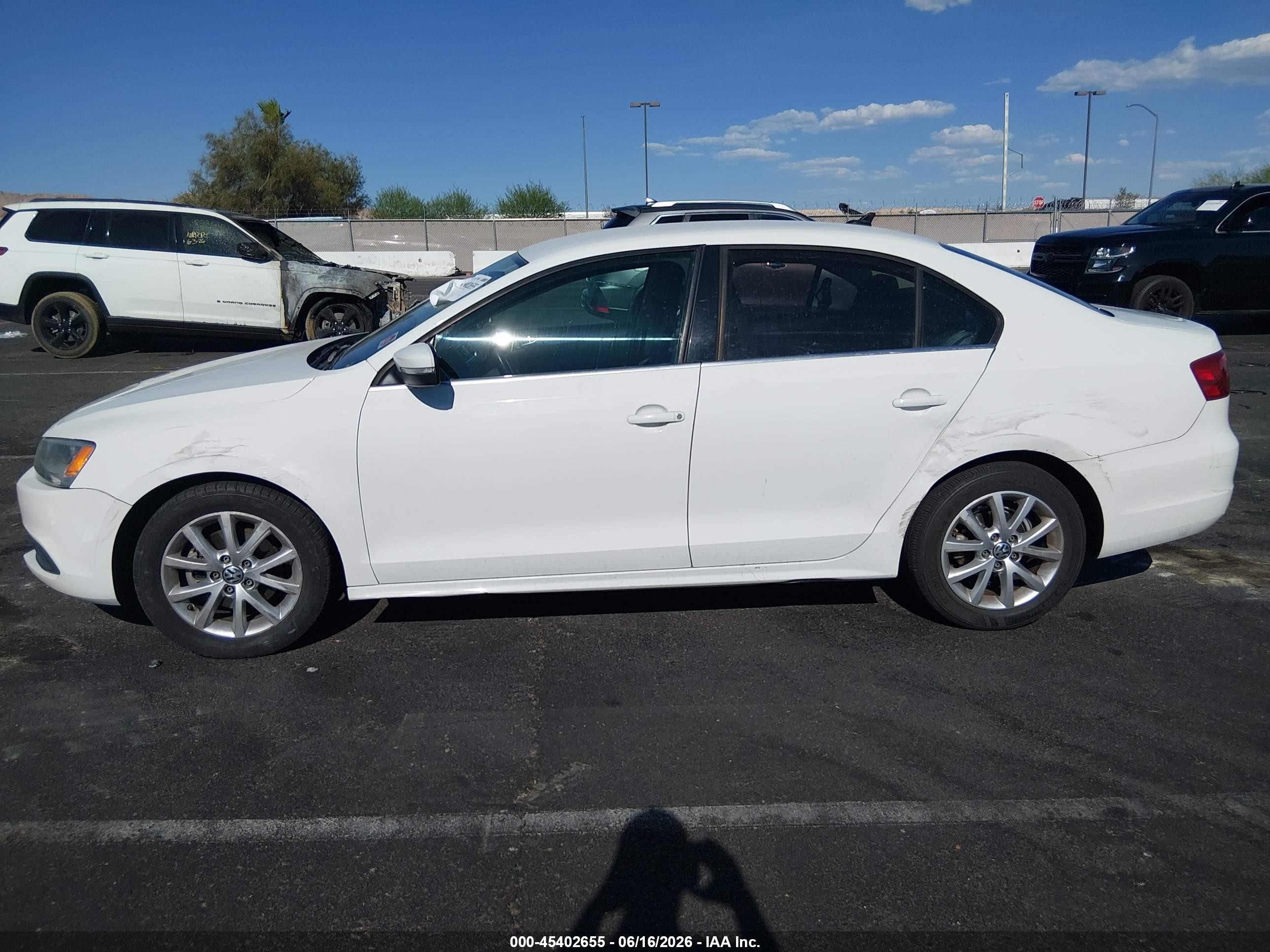 2014 Volkswagen Jetta 1.8t Se White vin: 3VWD17AJ5EM266114