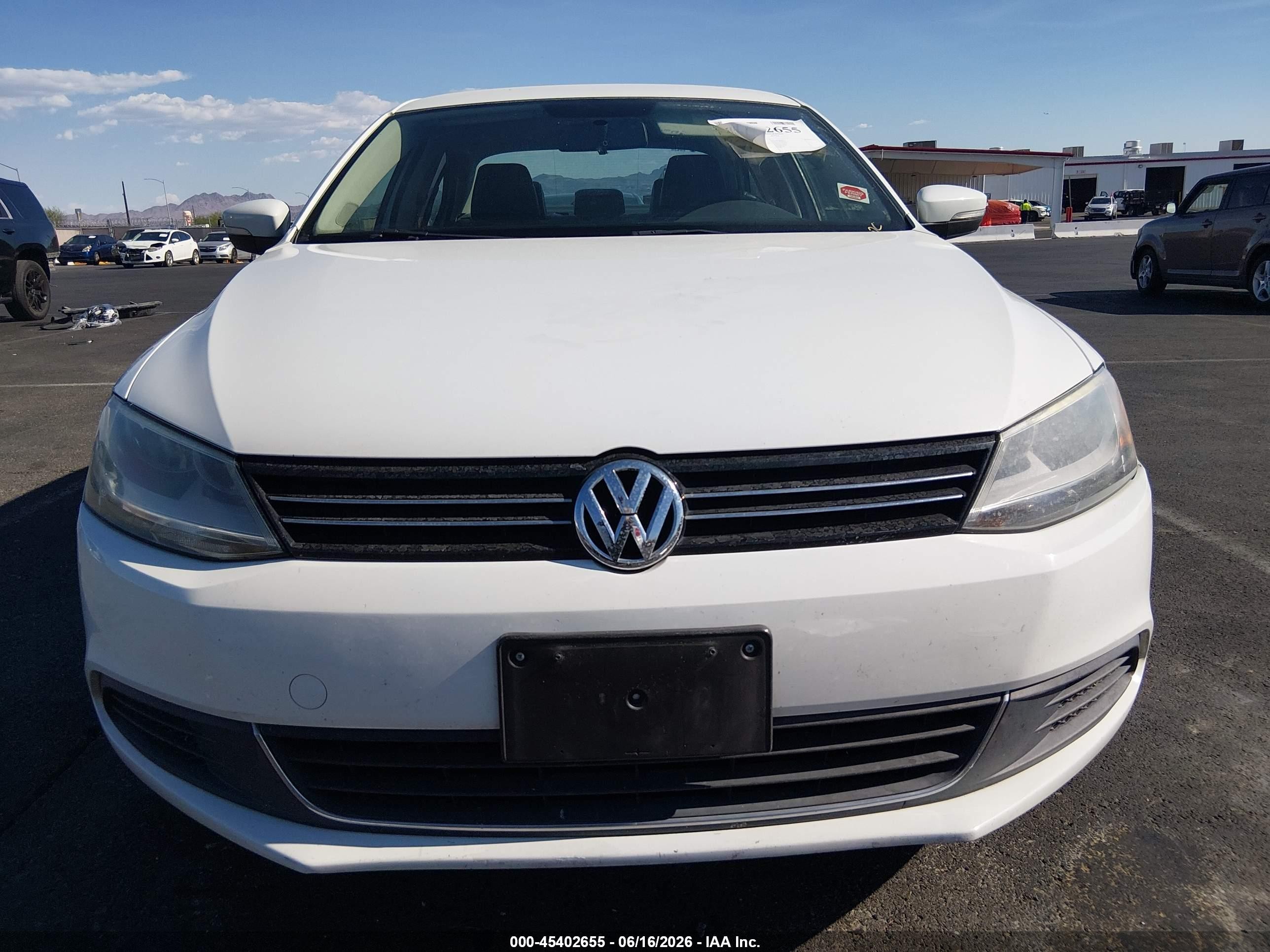 2014 Volkswagen Jetta 1.8t Se White vin: 3VWD17AJ5EM266114