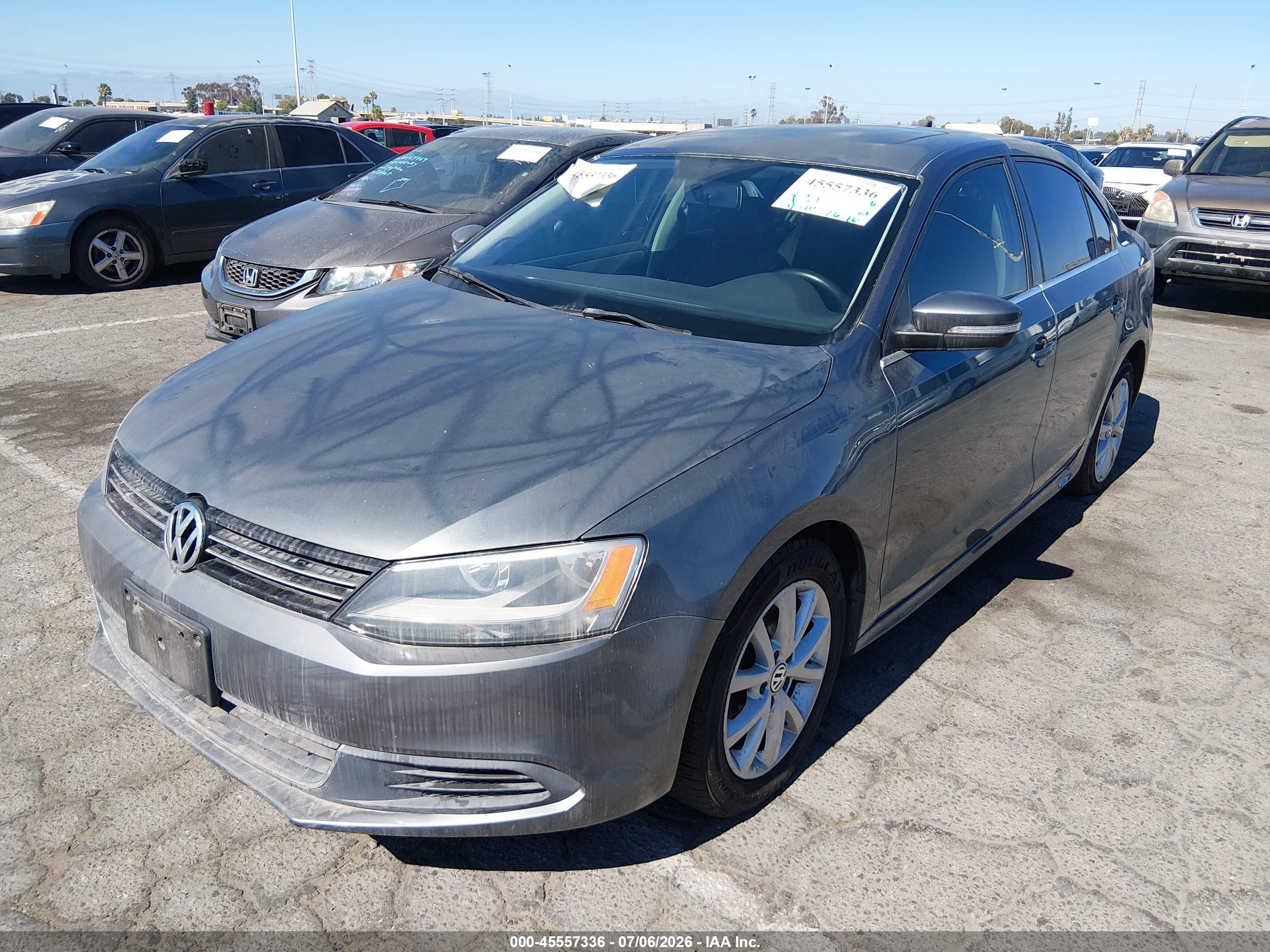2014 Volkswagen Jetta 1.8t Se Gray vin: 3VWD17AJ5EM329082
