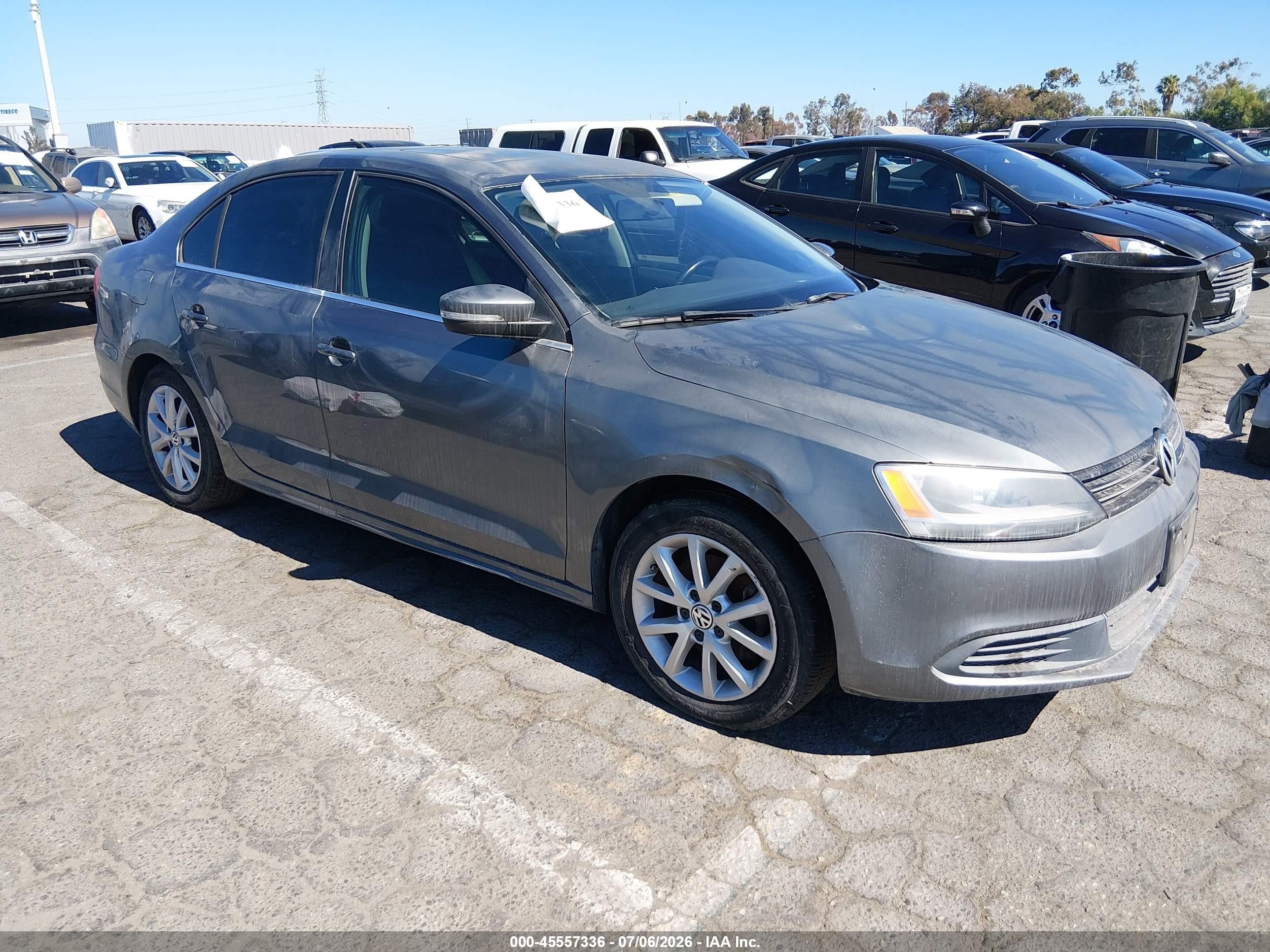 2014 Volkswagen Jetta 1.8t Se Gray vin: 3VWD17AJ5EM329082