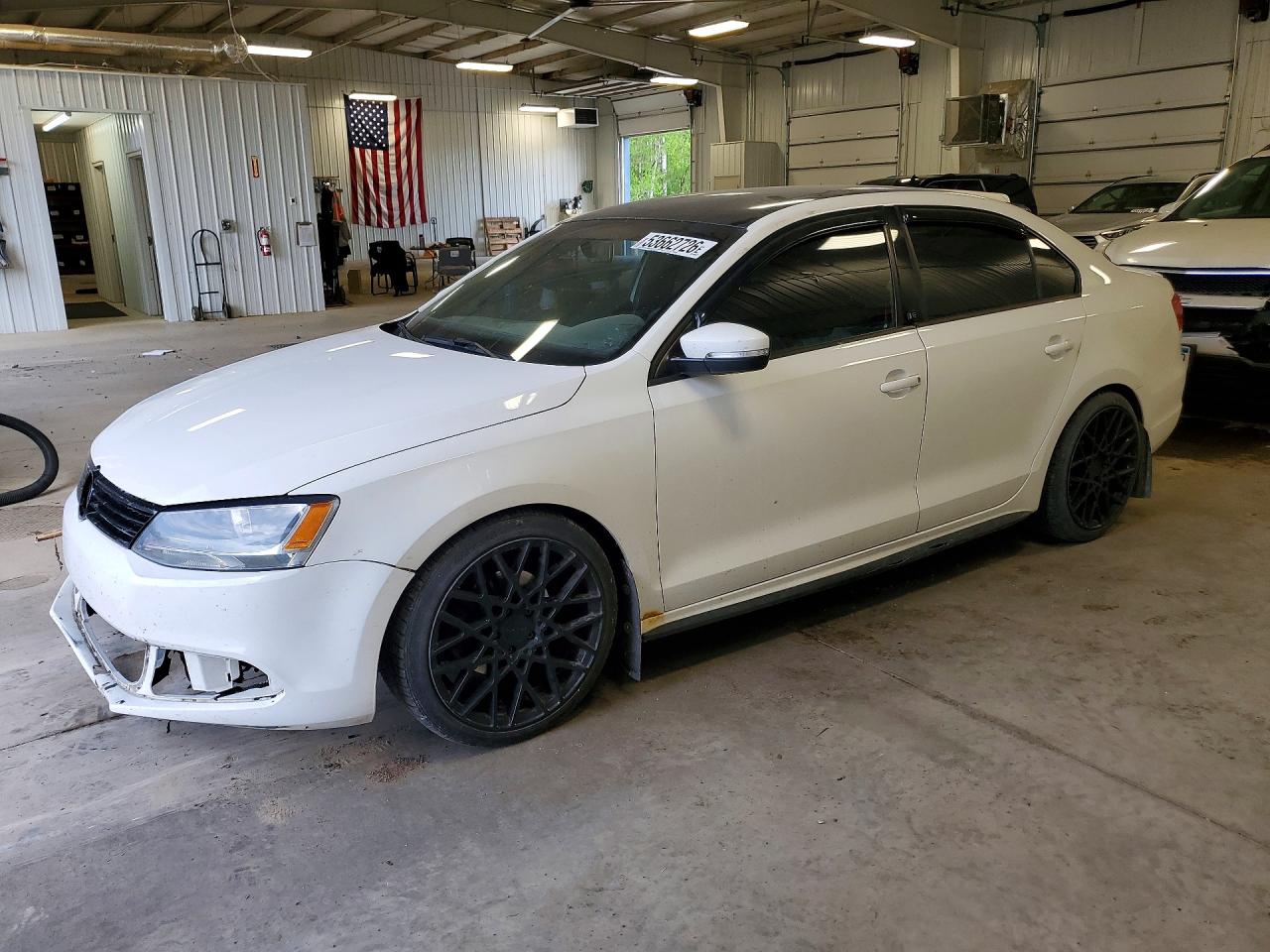 3VWD17AJ5EM364737