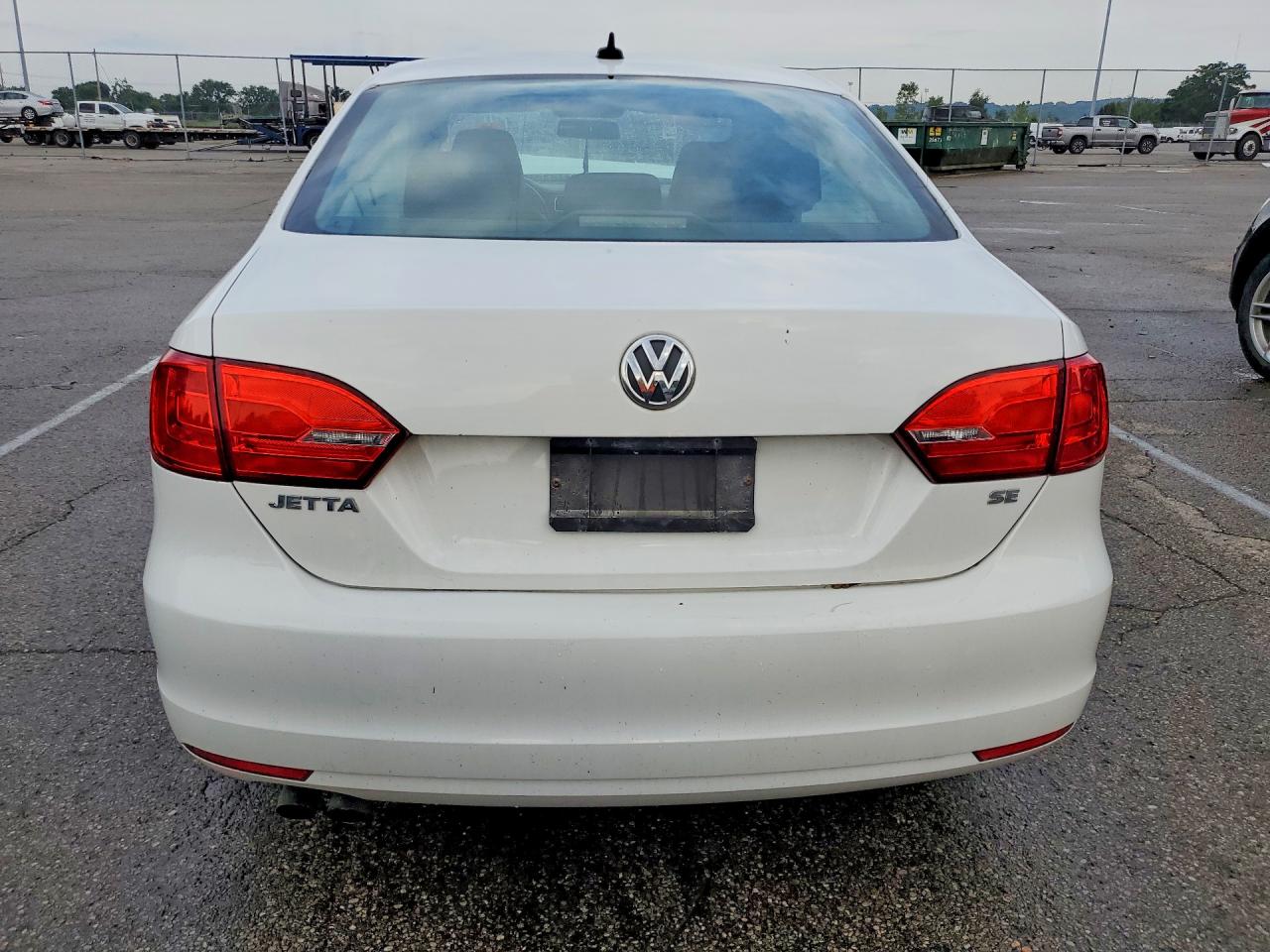 2014 Volkswagen Jetta Se White vin: 3VWD17AJ5EM369050