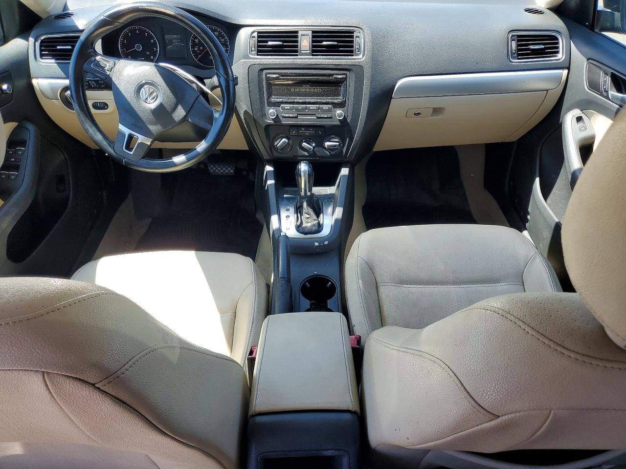 2014 Volkswagen Jetta Se Black vin: 3VWD17AJ5EM370313