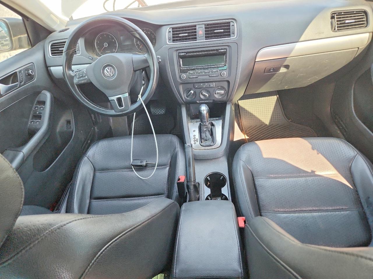 2014 Volkswagen Jetta Se Gray vin: 3VWD17AJ5EM401429