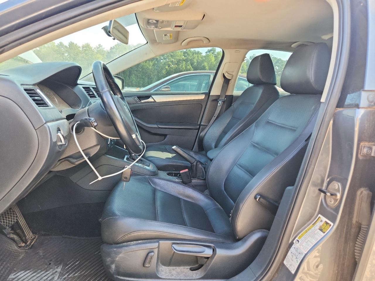 2014 Volkswagen Jetta Se Gray vin: 3VWD17AJ5EM401429