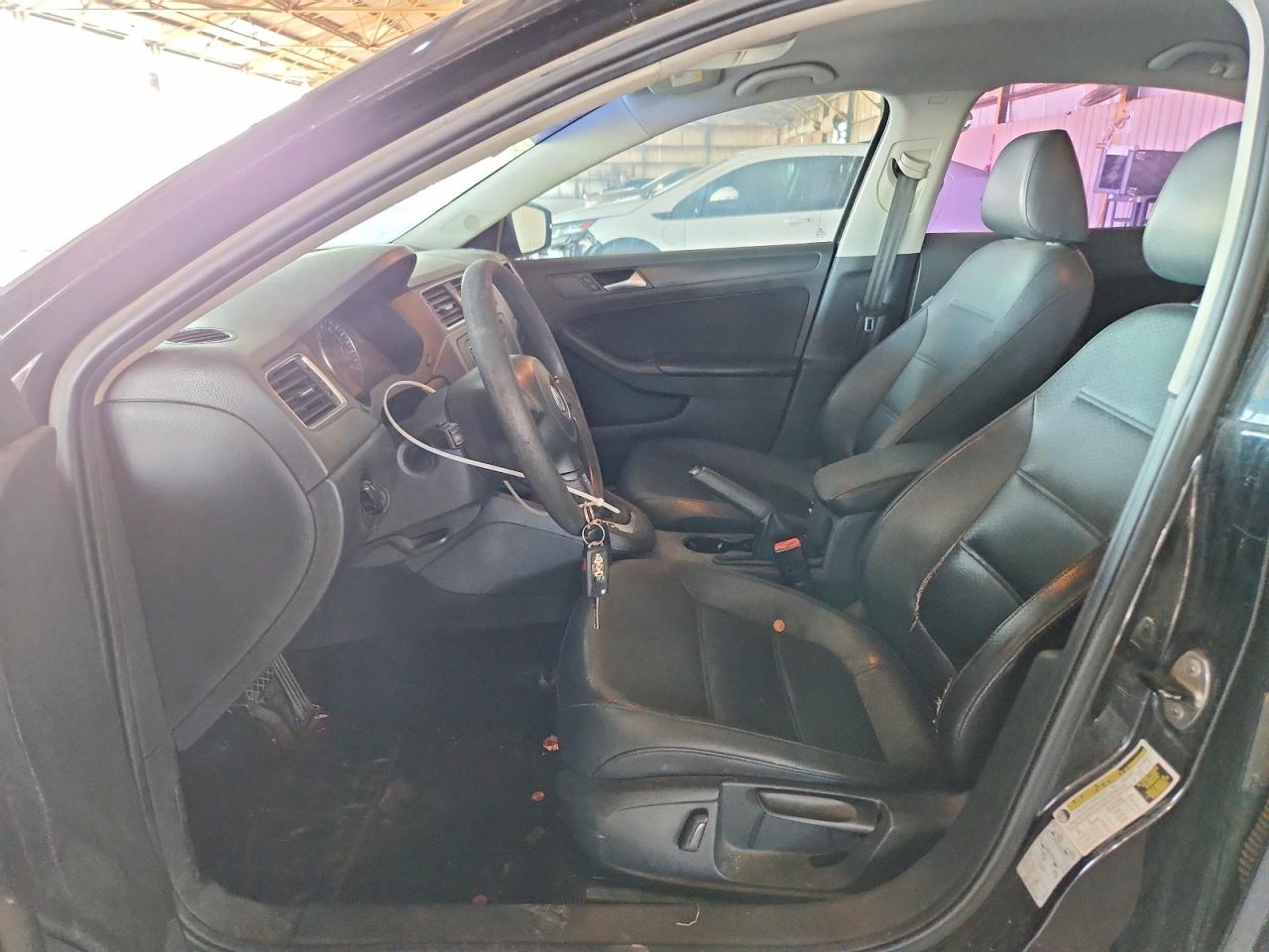 2014 Volkswagen Jetta Se Черный vin: 3VWD17AJ5EM403231
