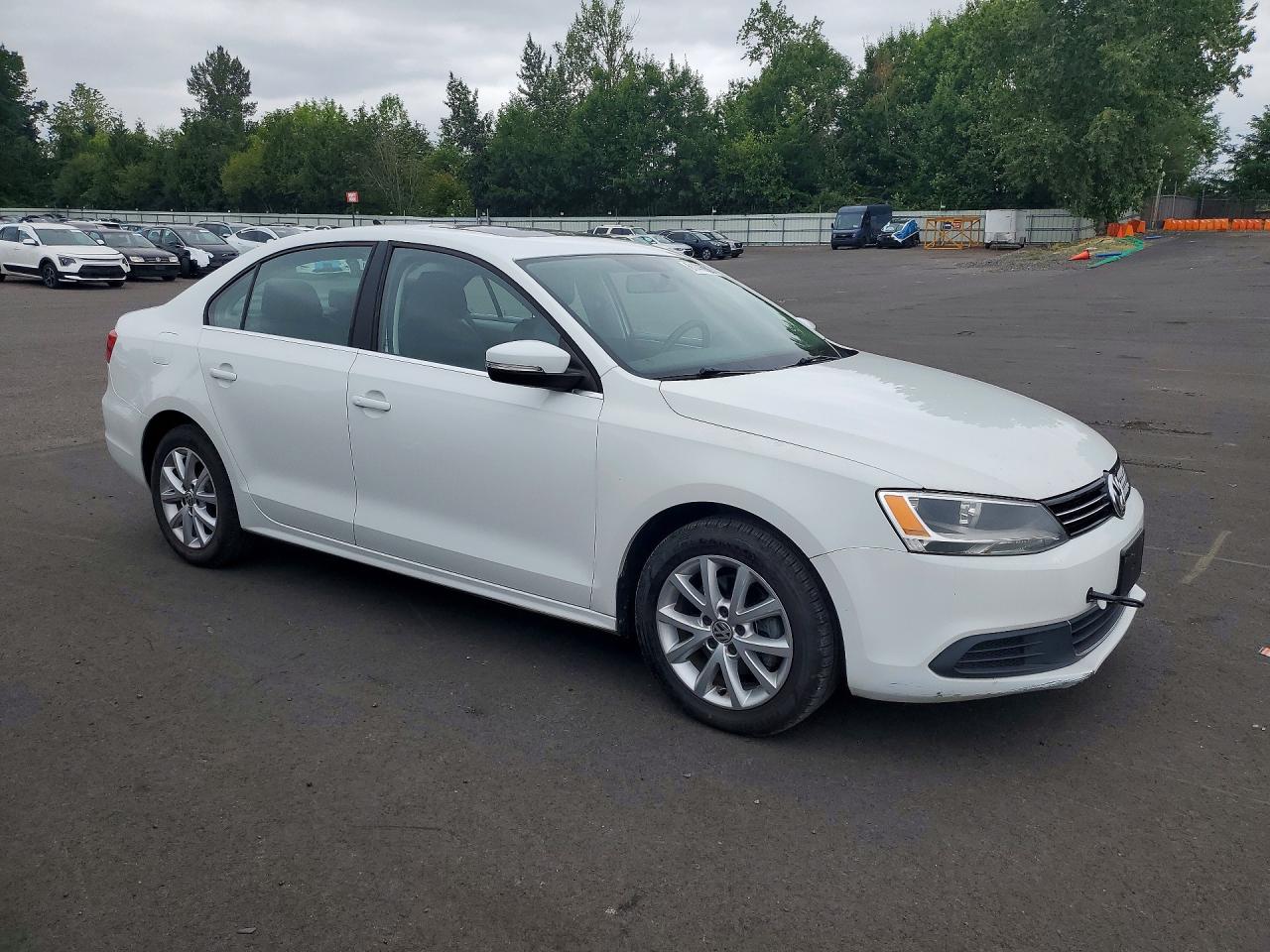 2014 Volkswagen Jetta Se White vin: 3VWD17AJ5EM407246