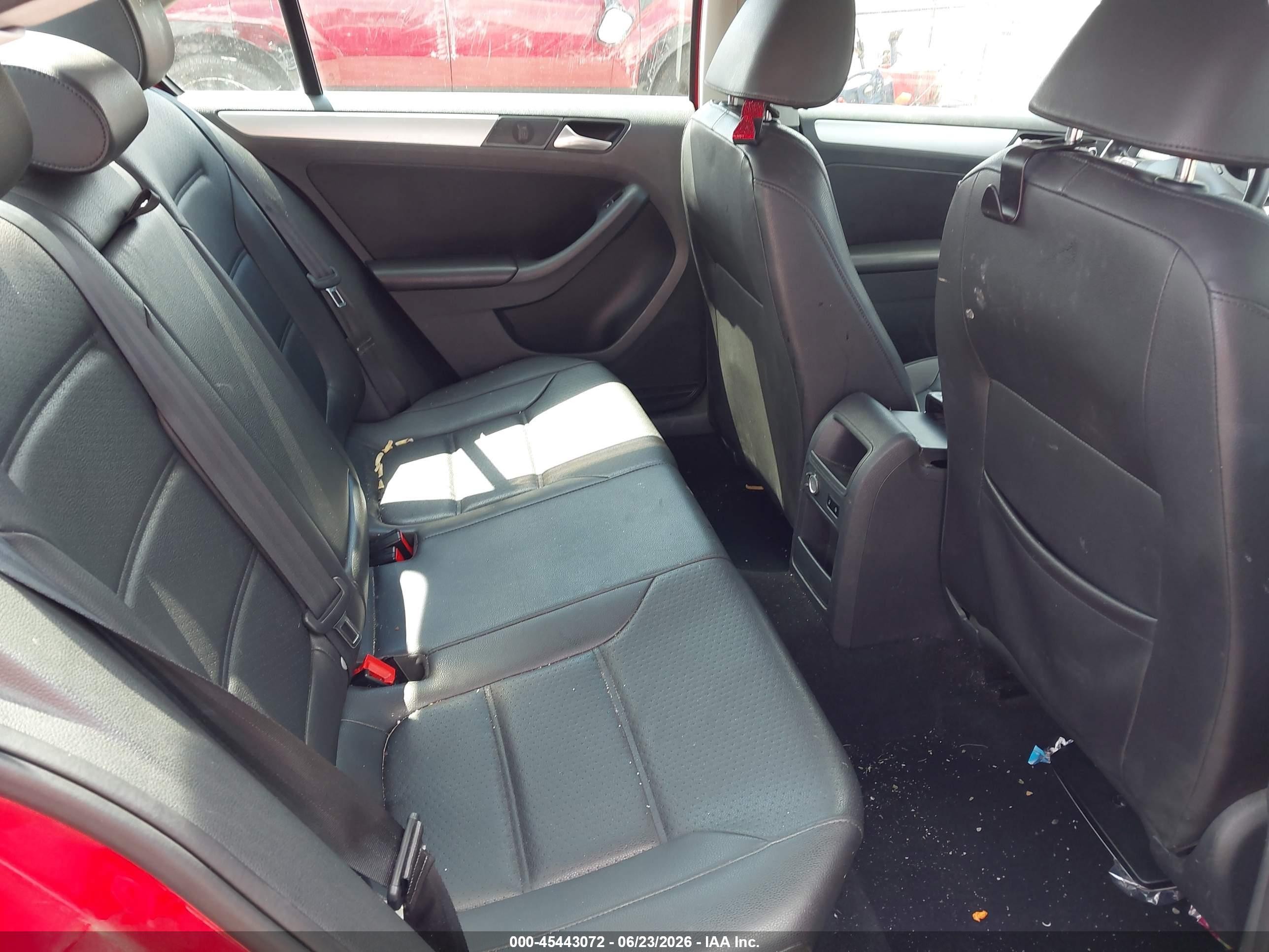 2014 Volkswagen Jetta 1.8t Se Red vin: 3VWD17AJ5EM418571