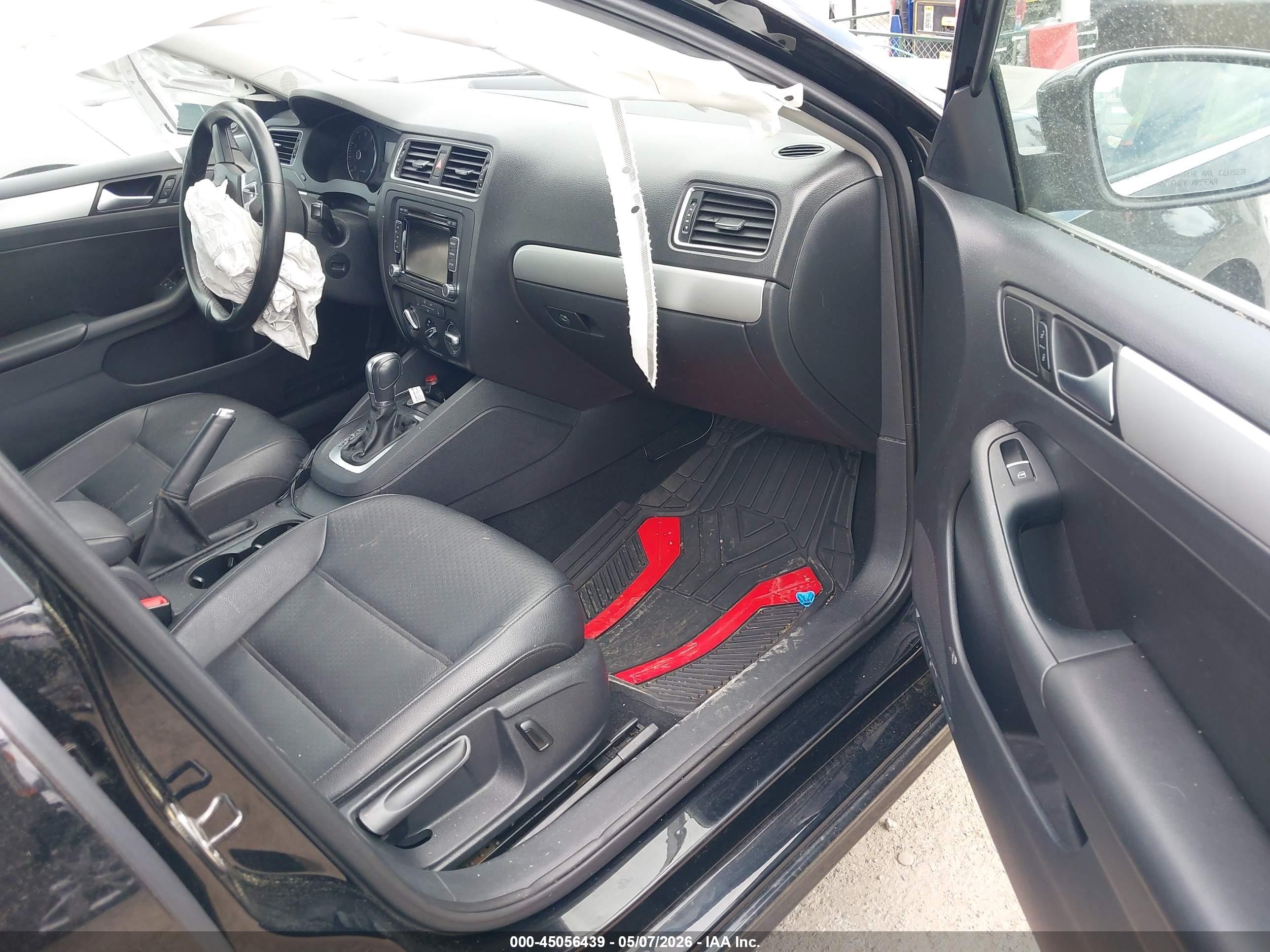 2014 Volkswagen Jetta 1.8t Se Черный vin: 3VWD17AJ5EM431689