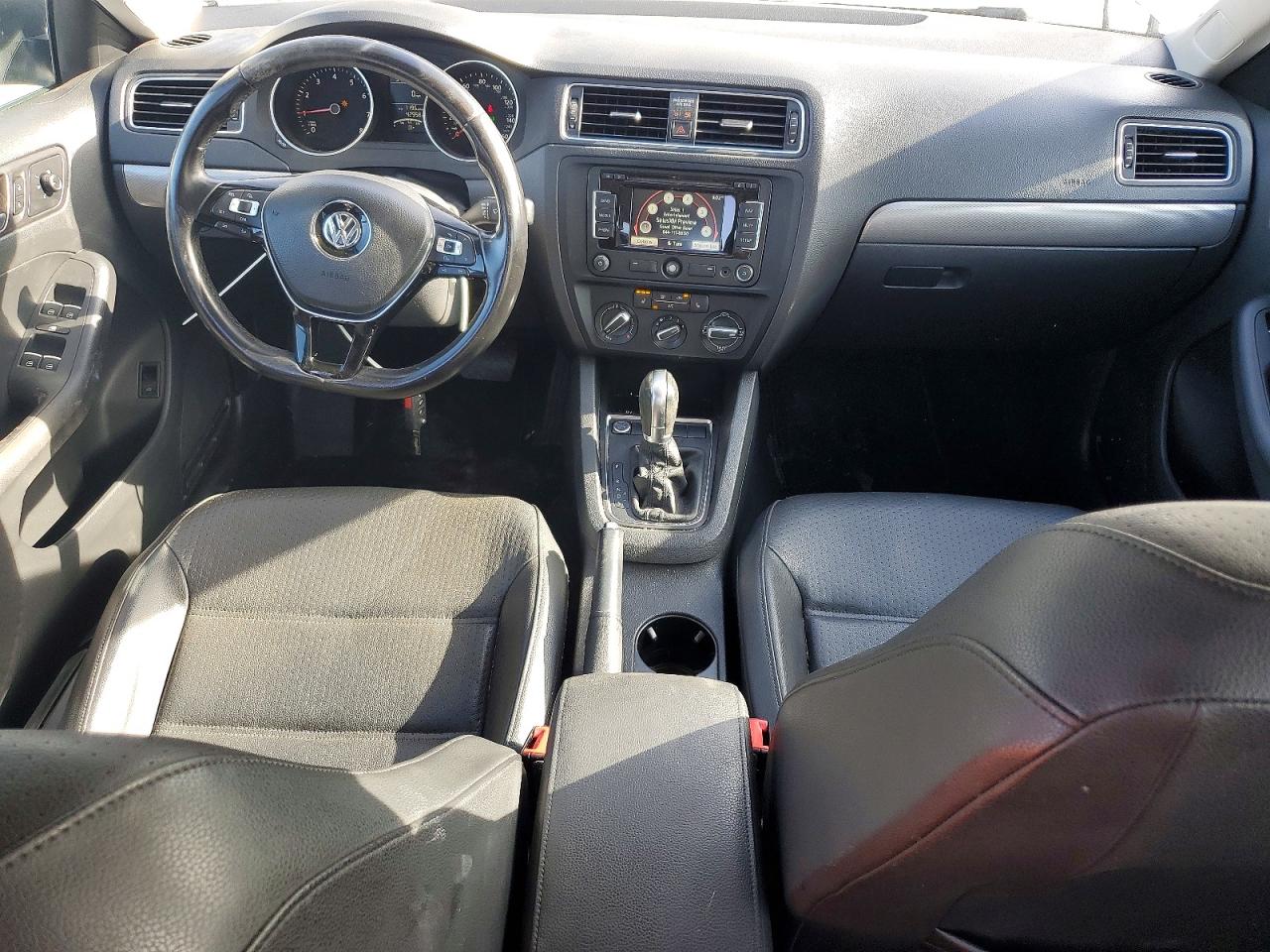 2015 Volkswagen Jetta Se Серый vin: 3VWD17AJ5FM235155