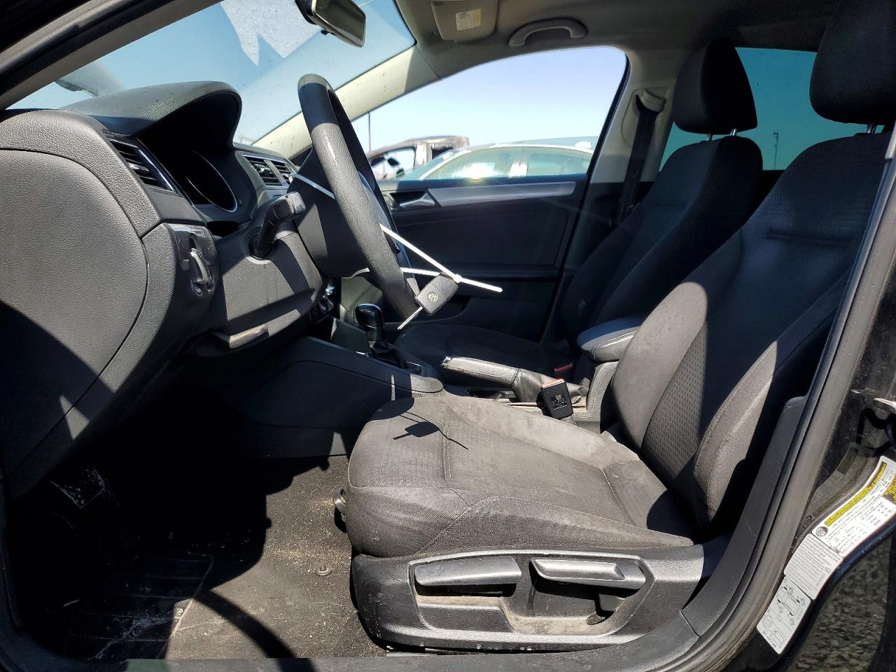 2015 Volkswagen Jetta Se Black vin: 3VWD17AJ5FM260962