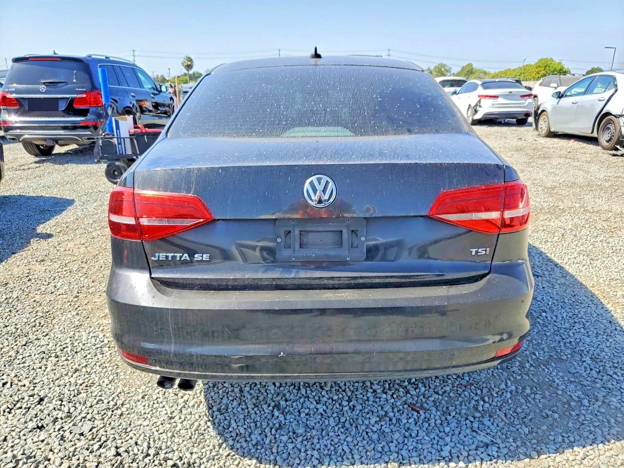 2015 Volkswagen Jetta Se Black vin: 3VWD17AJ5FM260962