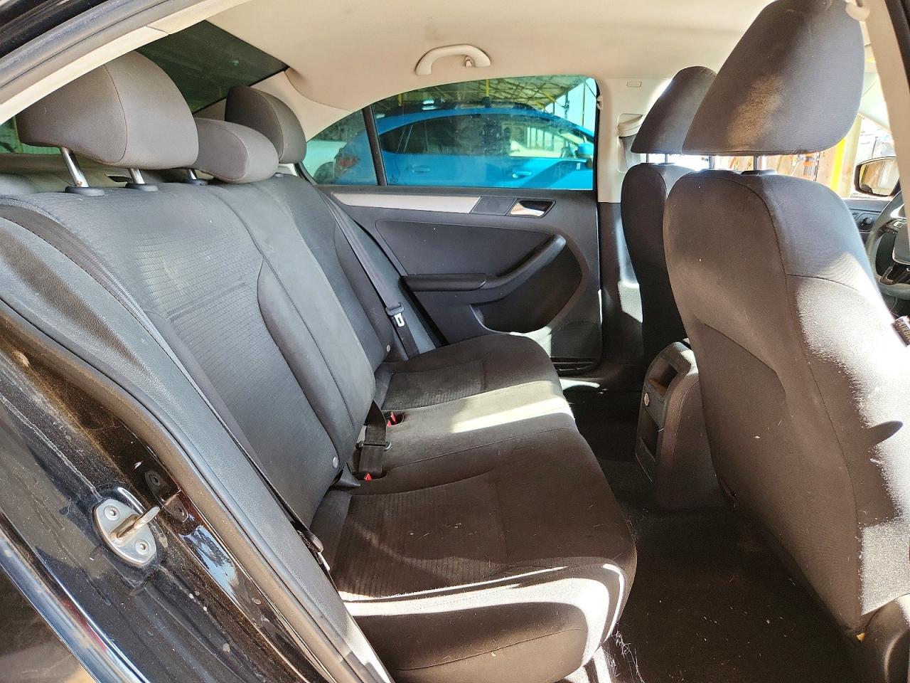2015 Volkswagen Jetta Se Black vin: 3VWD17AJ5FM260962