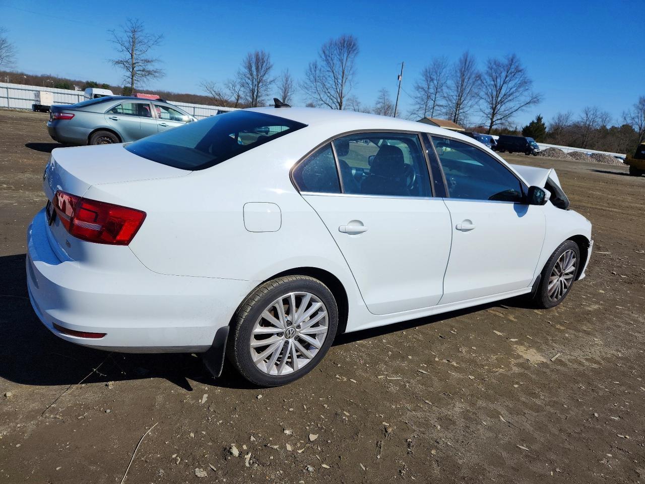 2015 Volkswagen Jetta Se White vin: 3VWD17AJ5FM312378