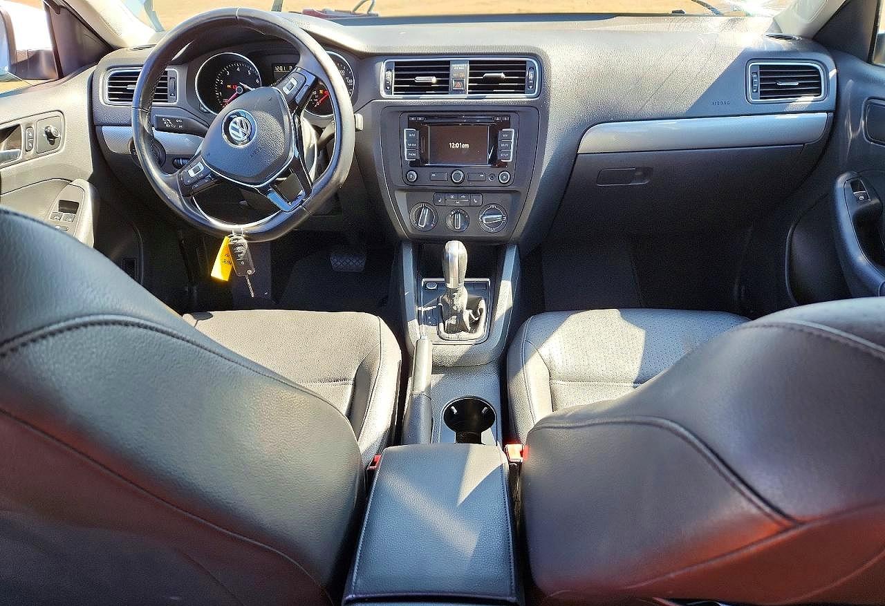 2015 Volkswagen Jetta Se White vin: 3VWD17AJ5FM312378