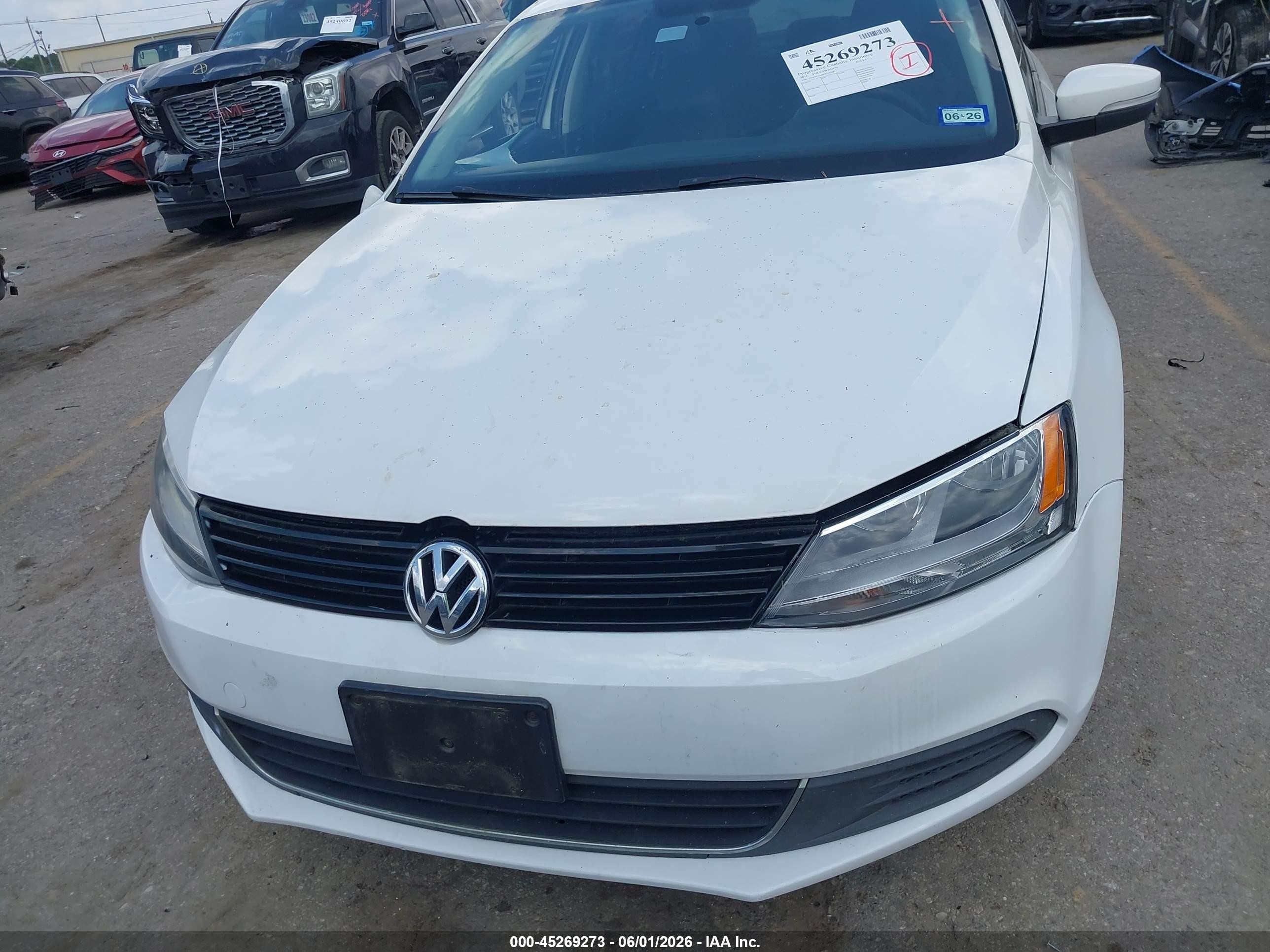 2014 Volkswagen Jetta 1.8t Se Белый vin: 3VWD17AJ6EM244381