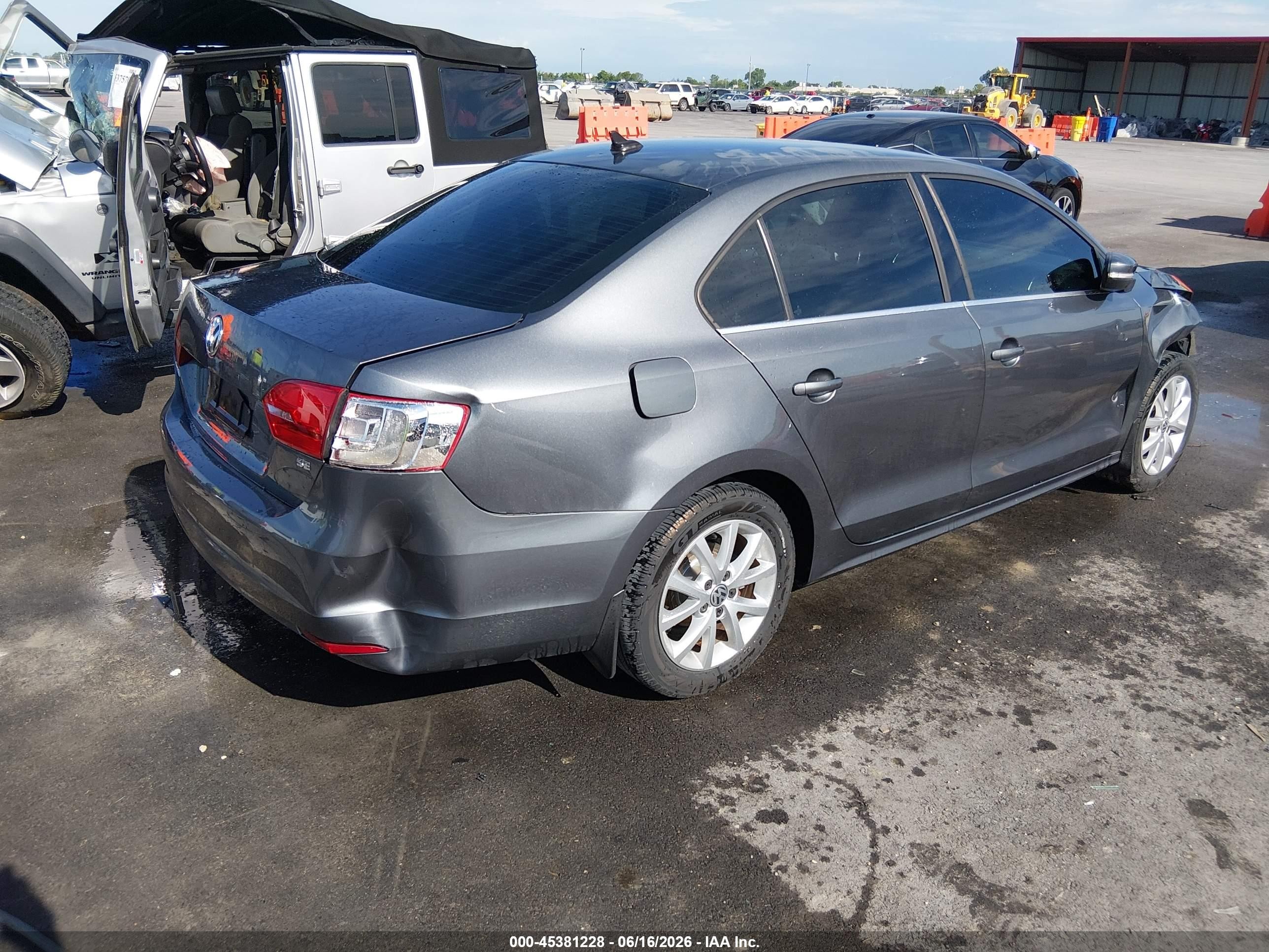 2014 Volkswagen Jetta 1.8t Se Gray vin: 3VWD17AJ6EM256157