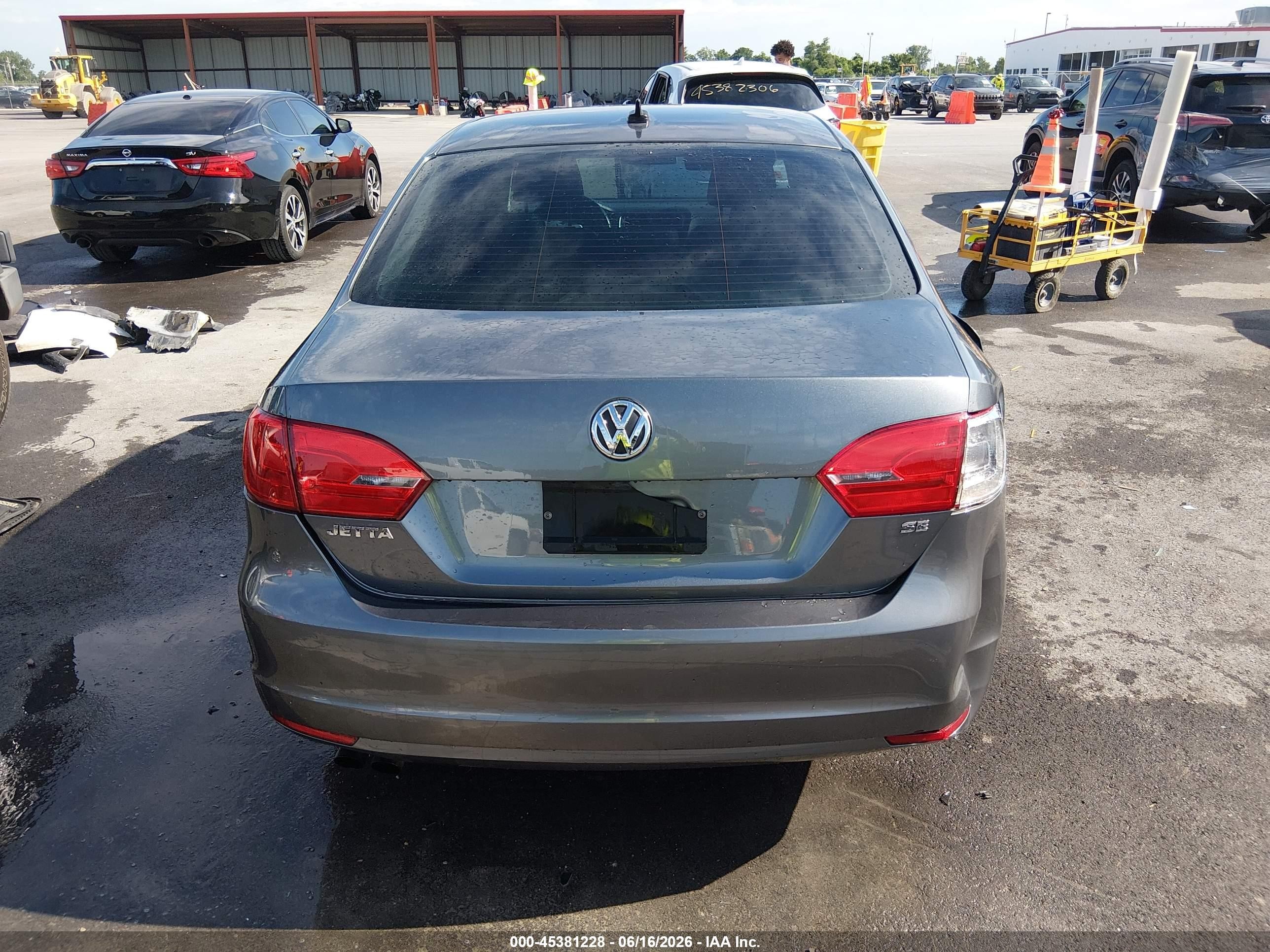 2014 Volkswagen Jetta 1.8t Se Gray vin: 3VWD17AJ6EM256157