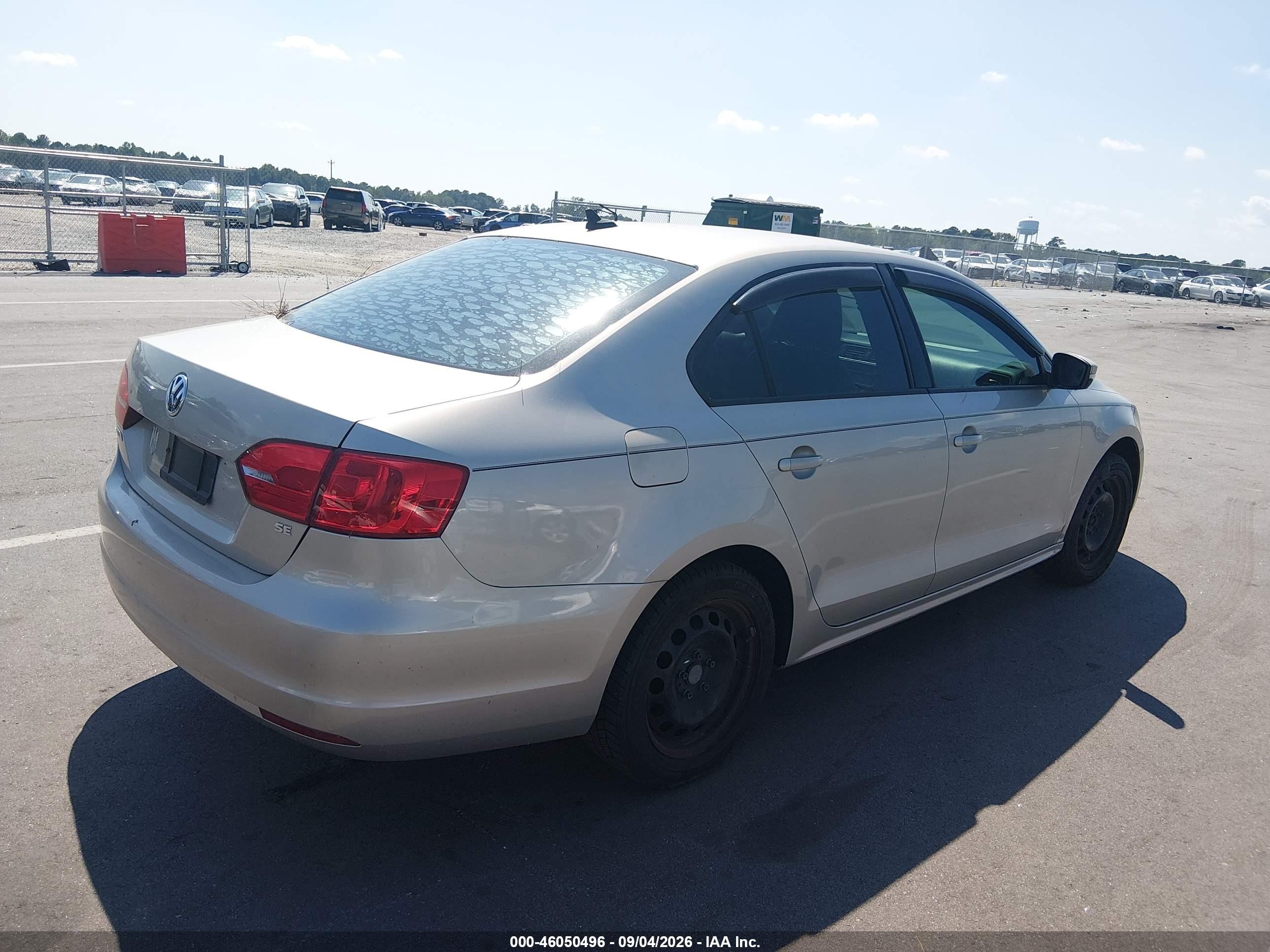 2014 Volkswagen Jetta 1.8t Se Champagne vin: 3VWD17AJ6EM266977