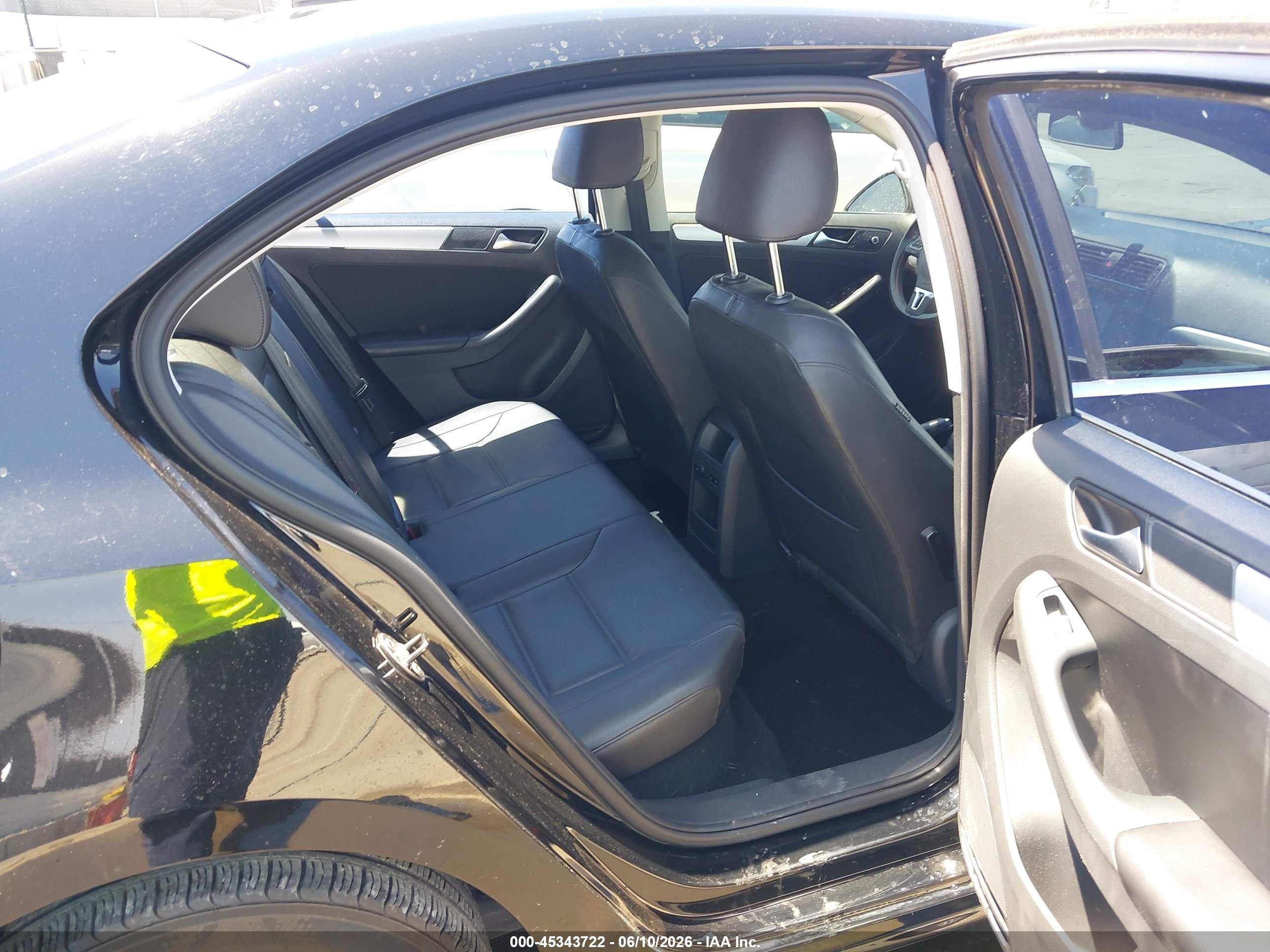 2014 Volkswagen Jetta 1.8t Se Black vin: 3VWD17AJ6EM355402