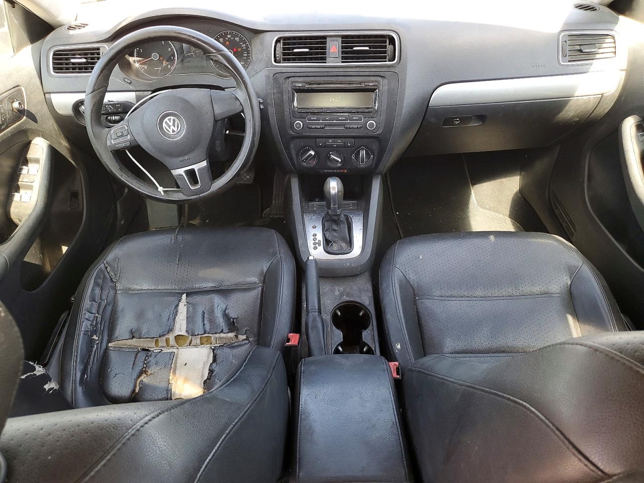 2014 Volkswagen Jetta Se Blue vin: 3VWD17AJ6EM362219