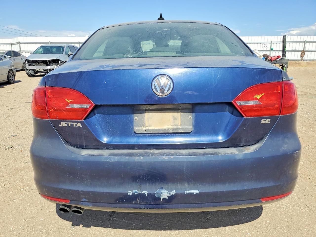 2014 Volkswagen Jetta Se Blue vin: 3VWD17AJ6EM362219