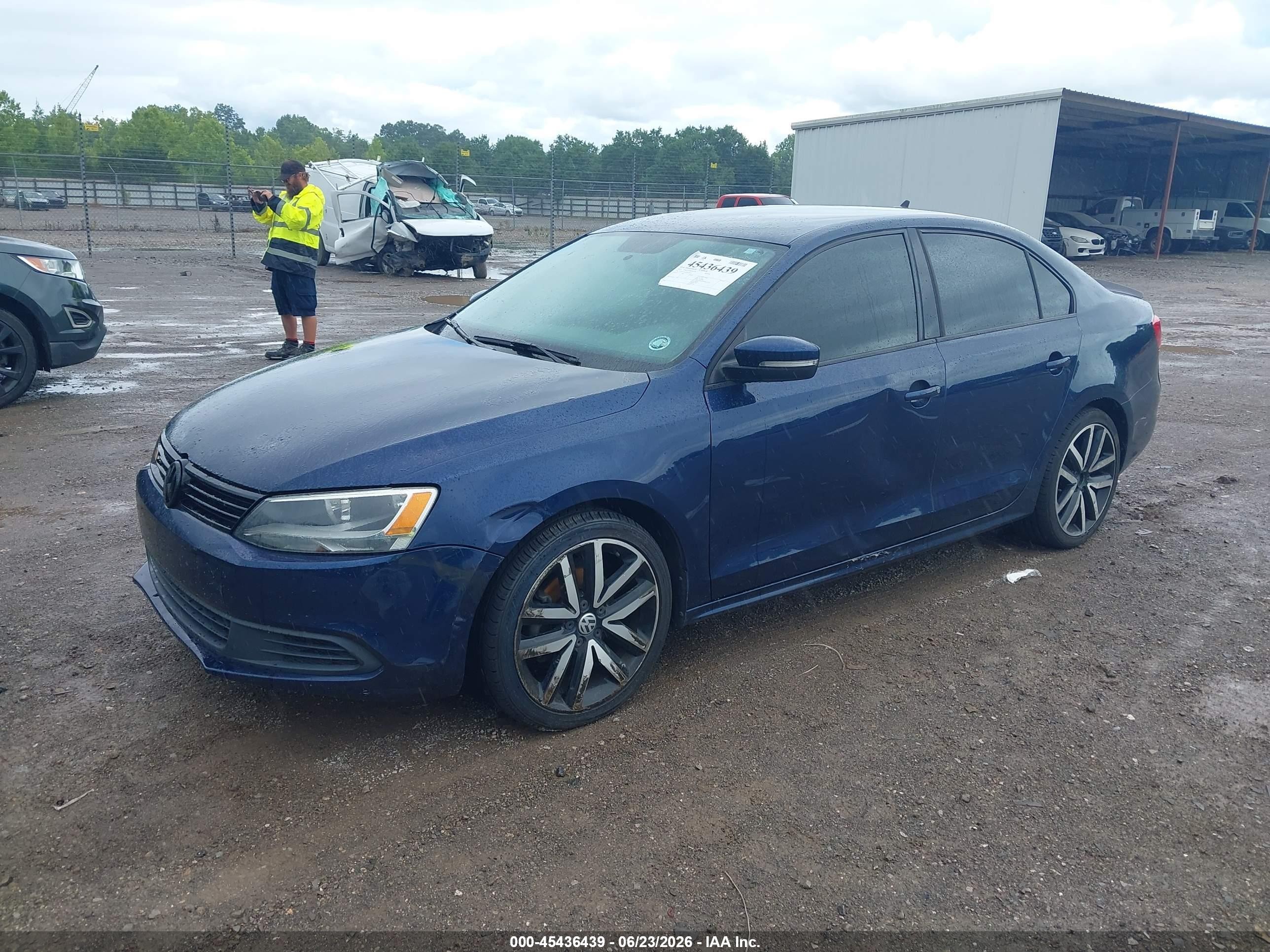2014 Volkswagen Jetta 1.8t Se Blue vin: 3VWD17AJ6EM395916