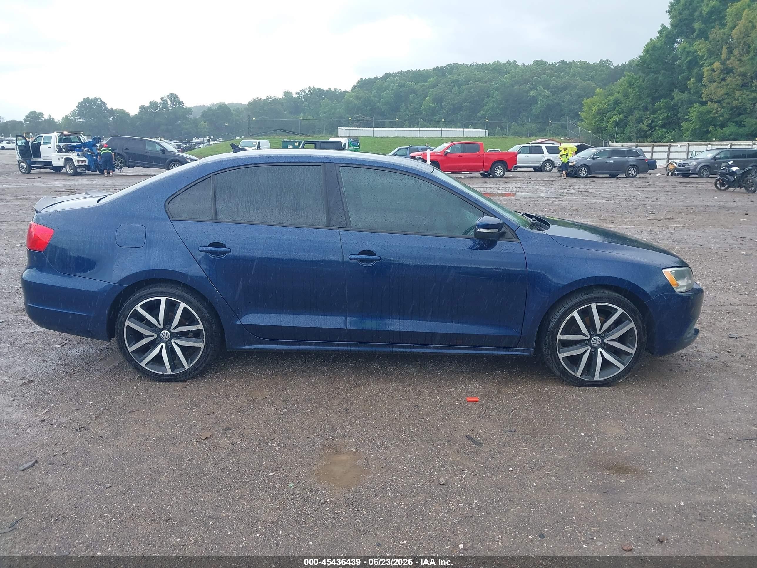 2014 Volkswagen Jetta 1.8t Se Blue vin: 3VWD17AJ6EM395916