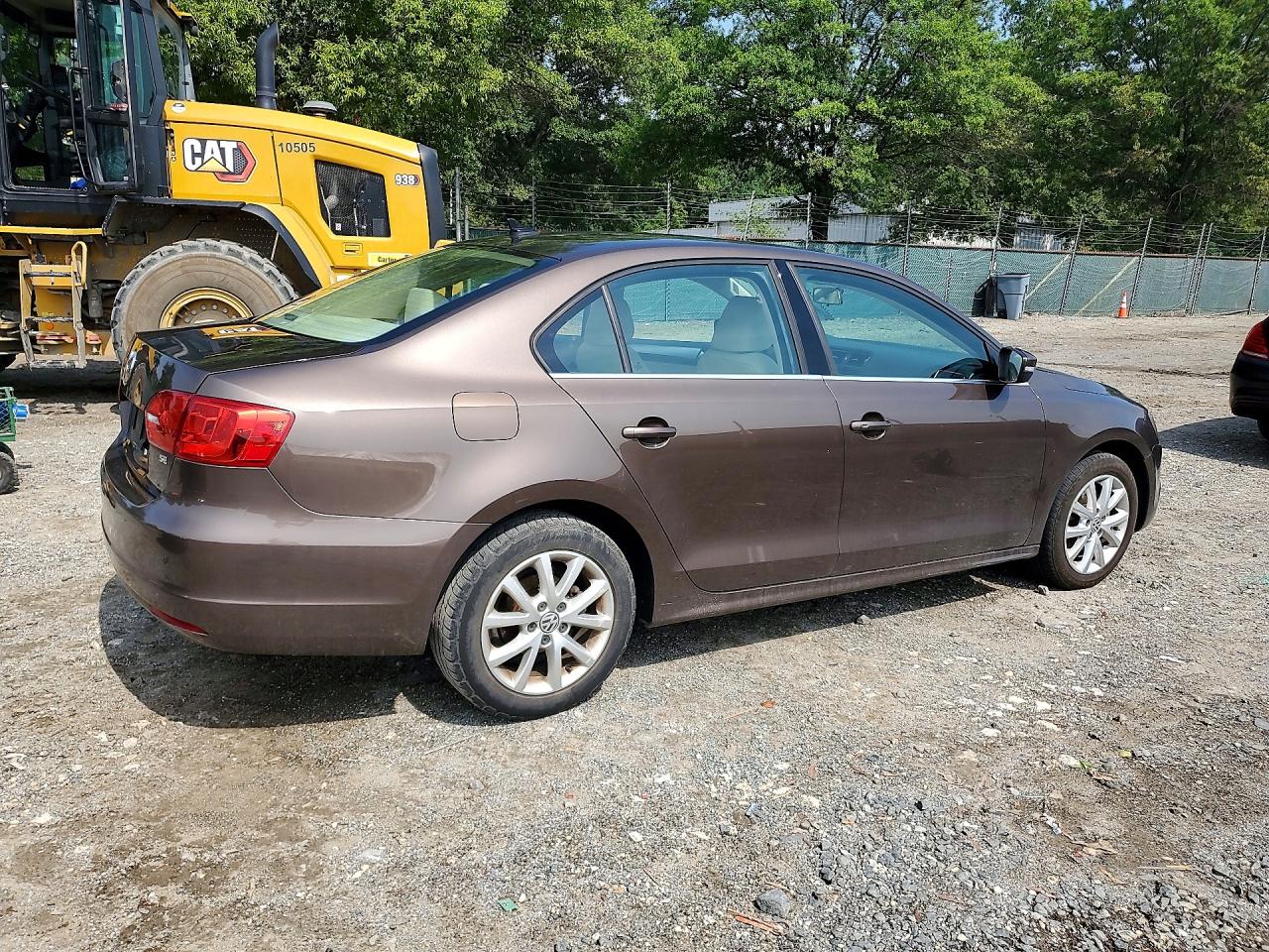 2014 Volkswagen Jetta Se Brown vin: 3VWD17AJ6EM399609