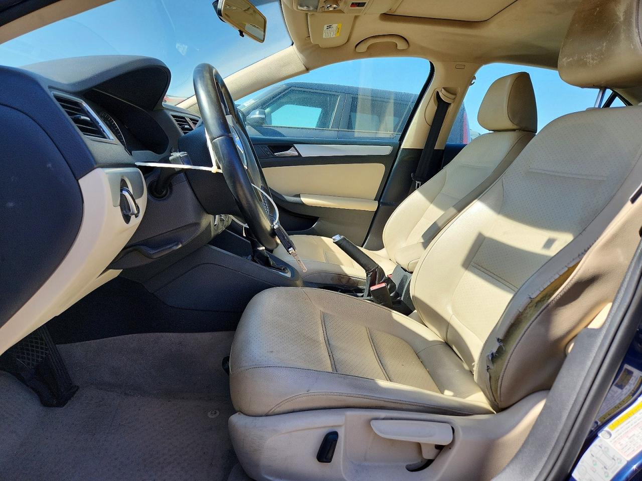 2014 Volkswagen Jetta Se Blue vin: 3VWD17AJ6EM444905